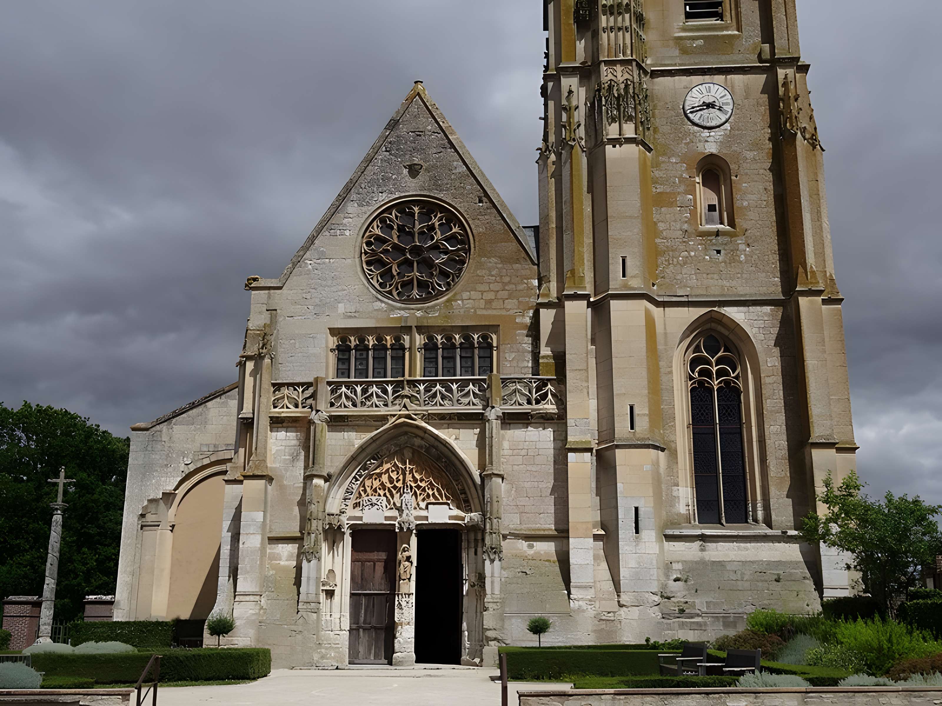 Église Saint-Cyr-et-Sainte-Julitte d'Anet