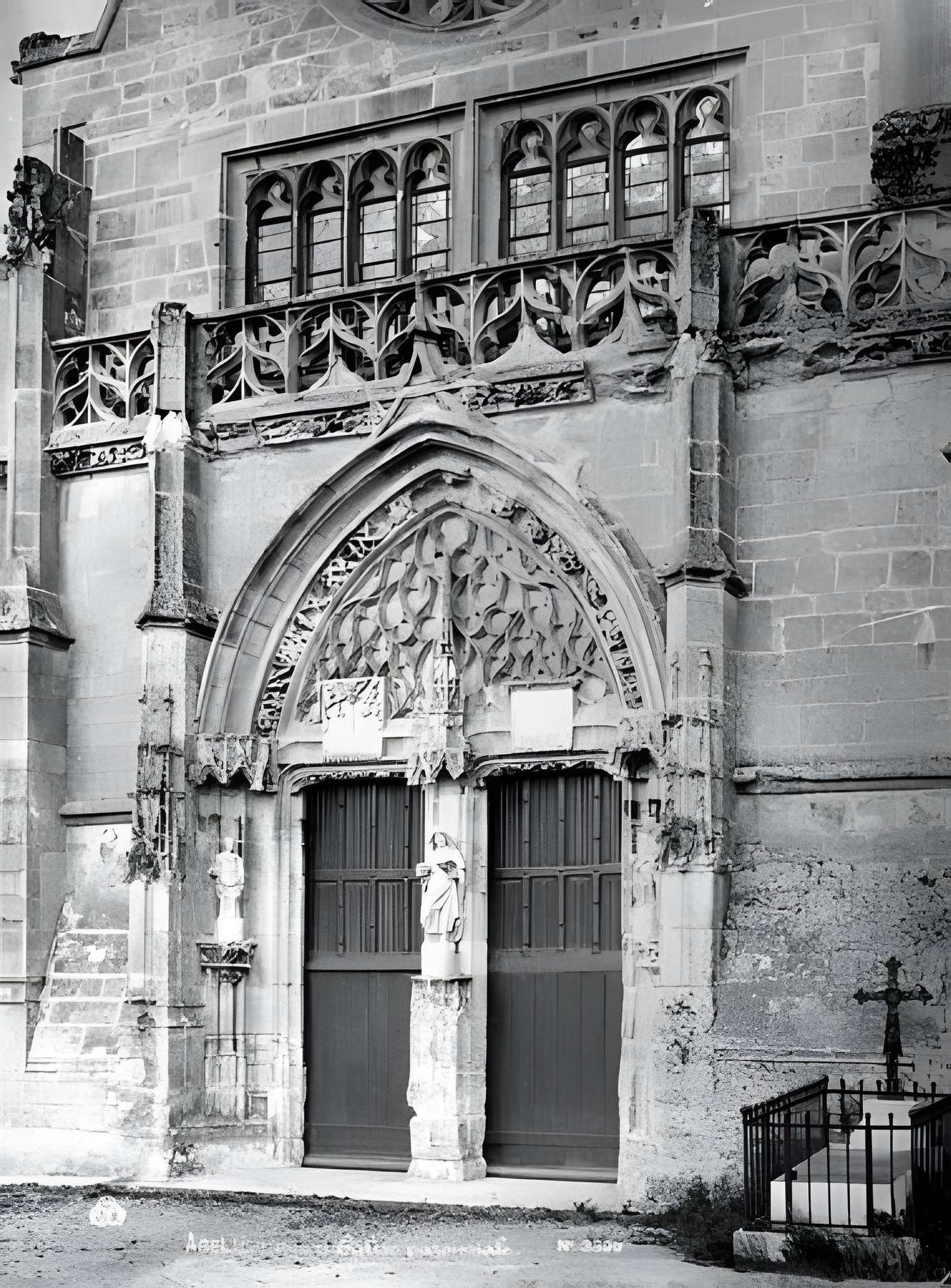 Église Saint-Cyr-et-Sainte-Julitte d'Anet