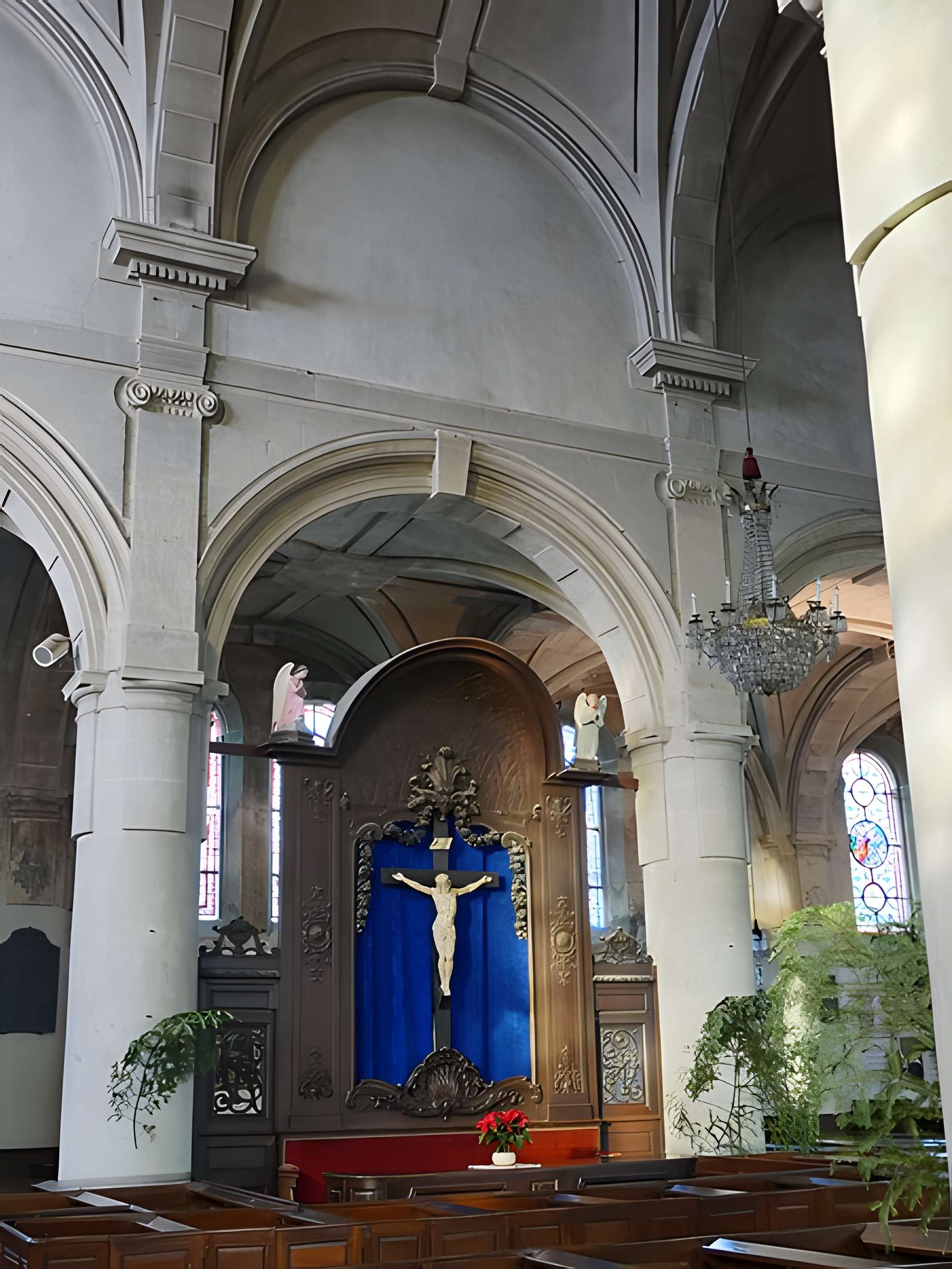 Église Saint-Cyr-et-Sainte-Julitte d'Anet