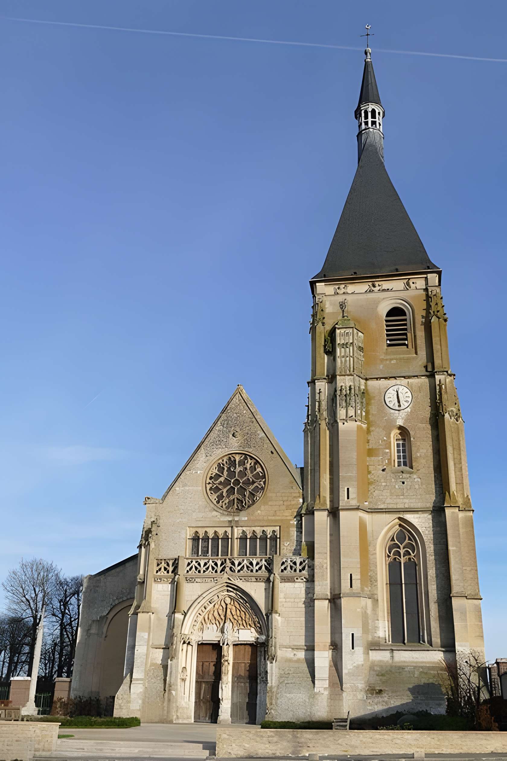Église Saint-Cyr-et-Sainte-Julitte d'Anet 