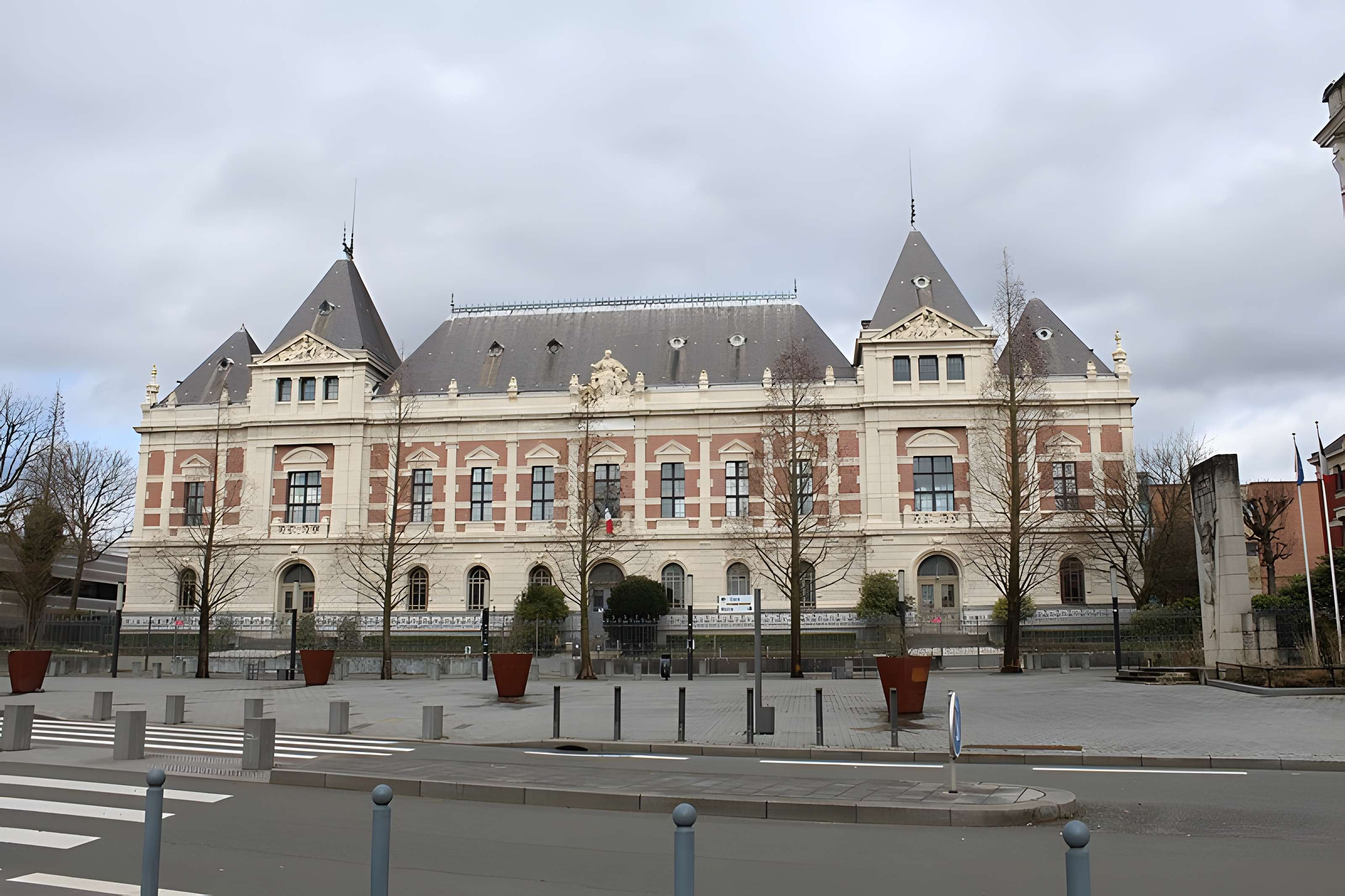 École nationale supérieure des arts et industries textiles de Roubaix