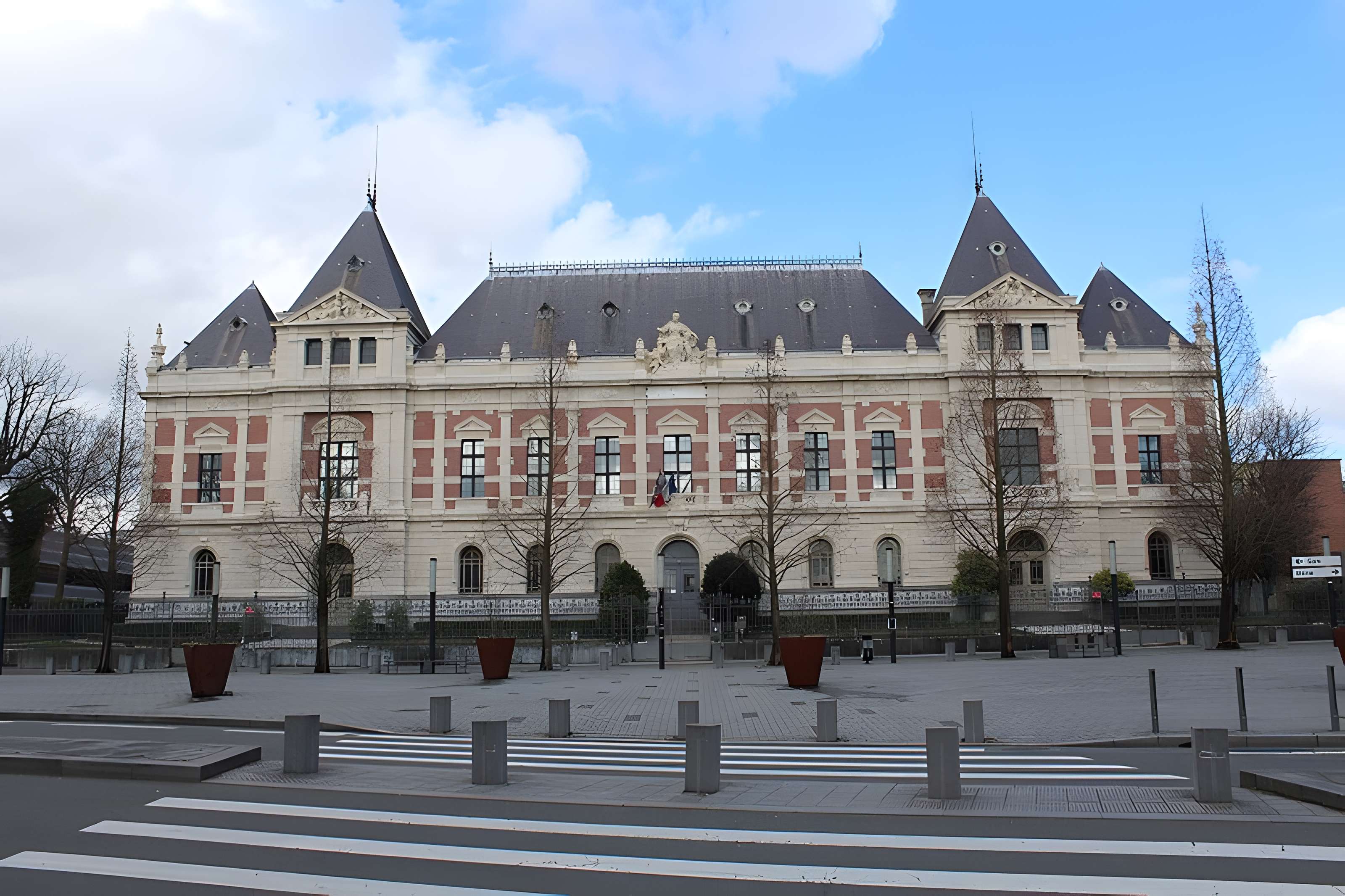 École nationale supérieure des arts et industries textiles de Roubaix