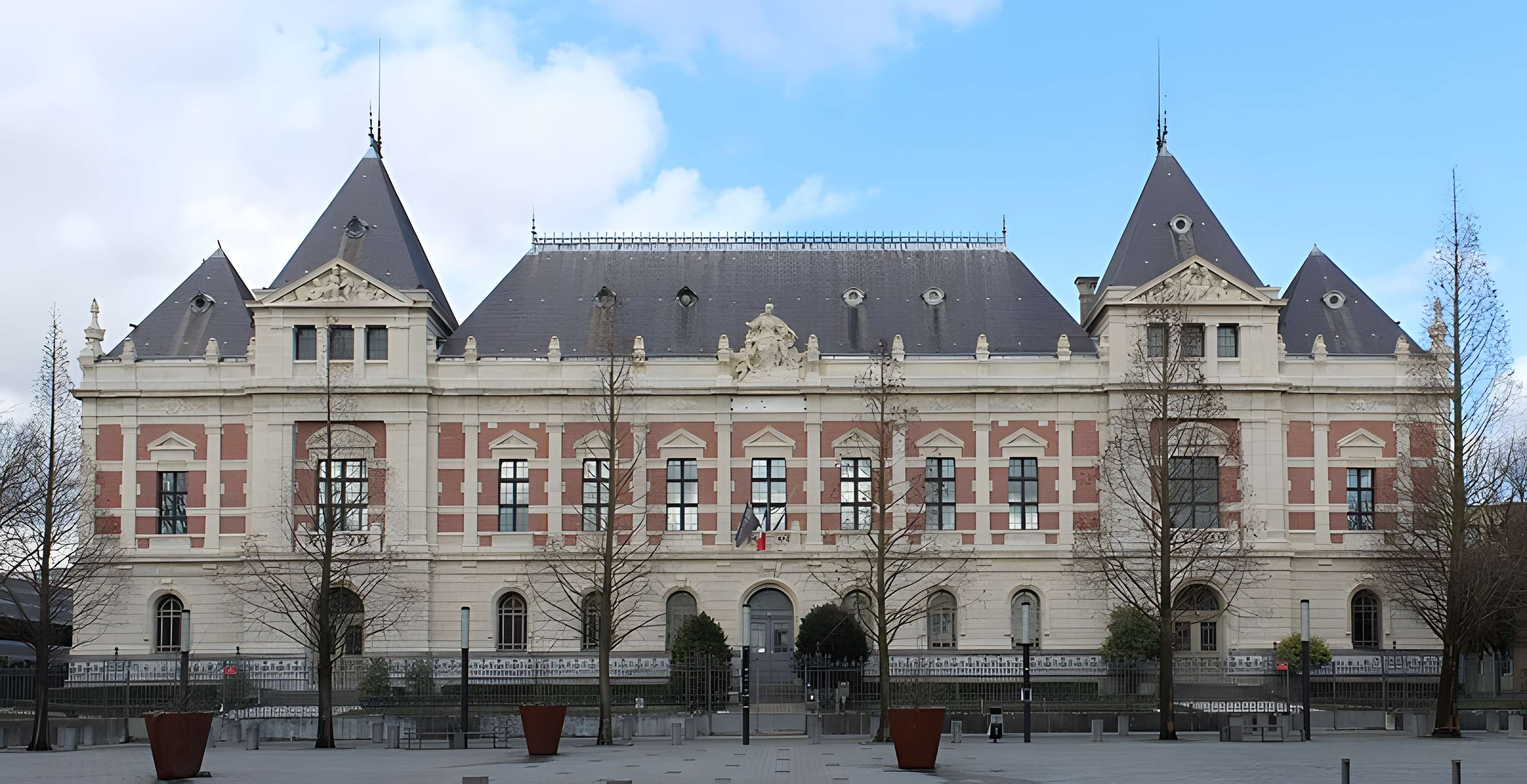 École nationale supérieure des arts et industries textiles de Roubaix