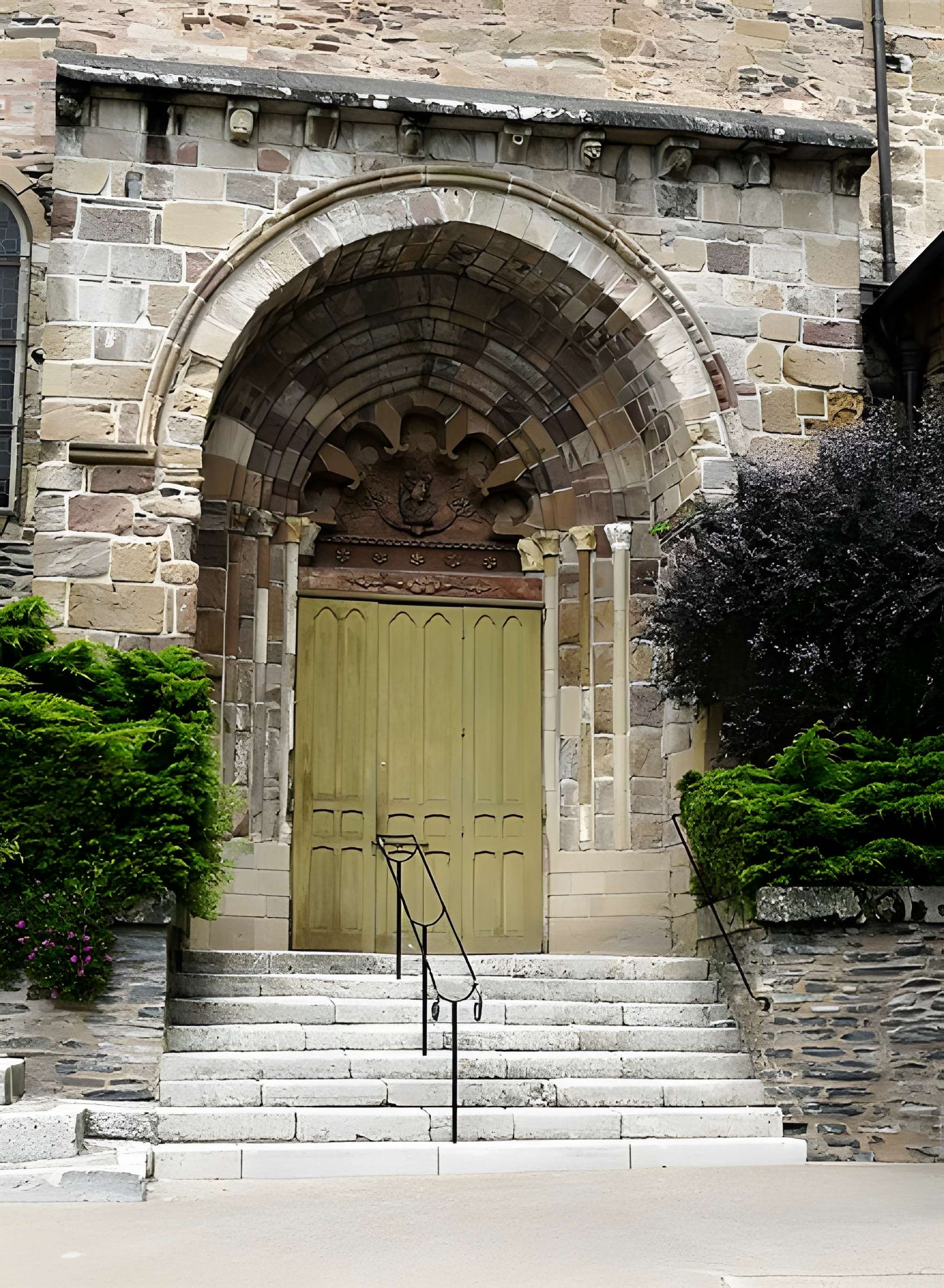Église de la Décollation-de-Saint-Jean-Baptiste d'Allassac