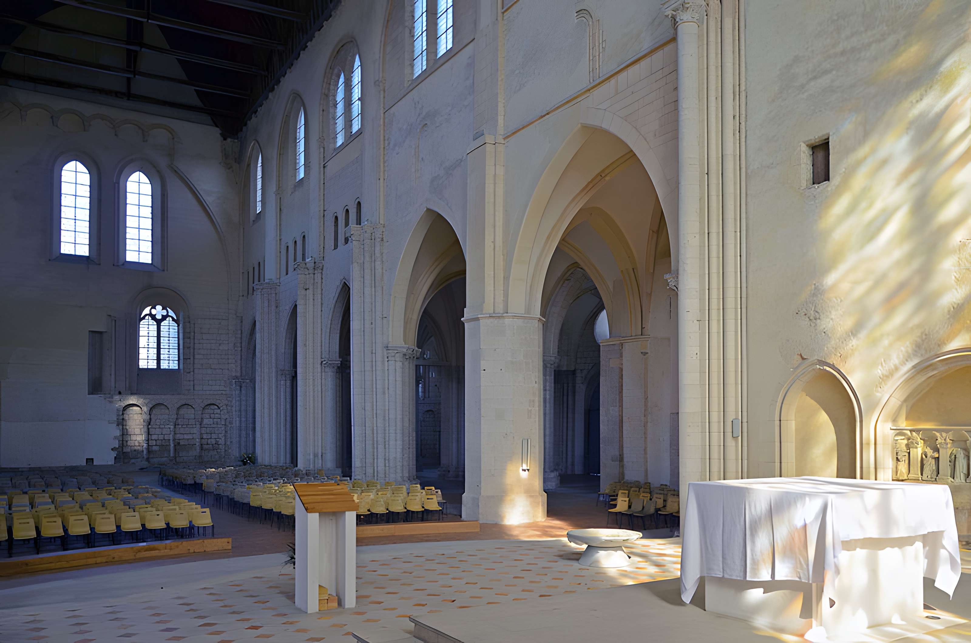 Église de la Madeleine de Châteaudun