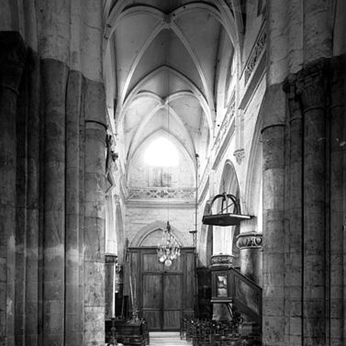 Photo de Église de la Nativité de la Sainte-Vierge de Jouy-le-Moutier