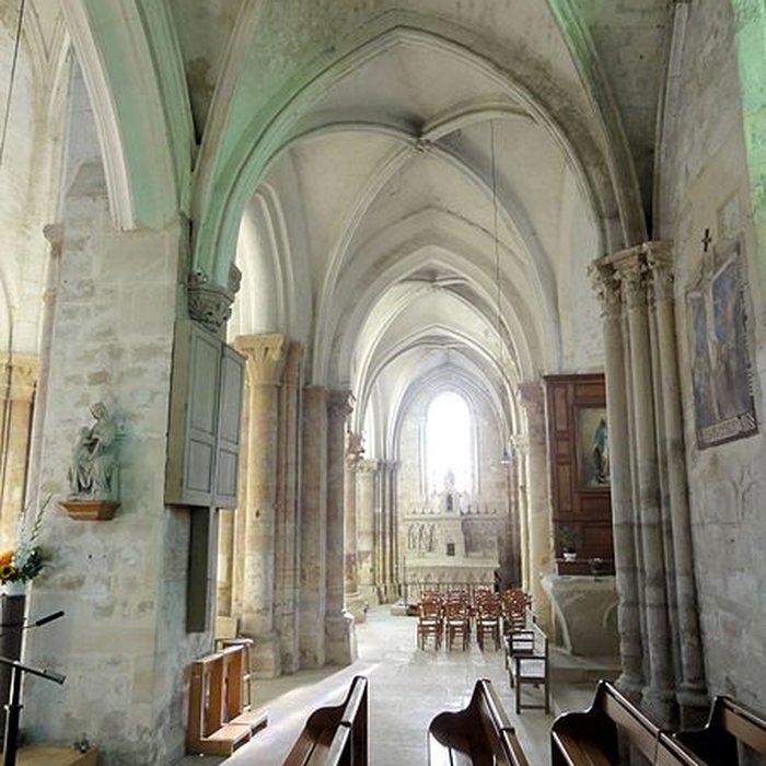 Photo de Église de la Nativité de la Sainte-Vierge de Jouy-le-Moutier