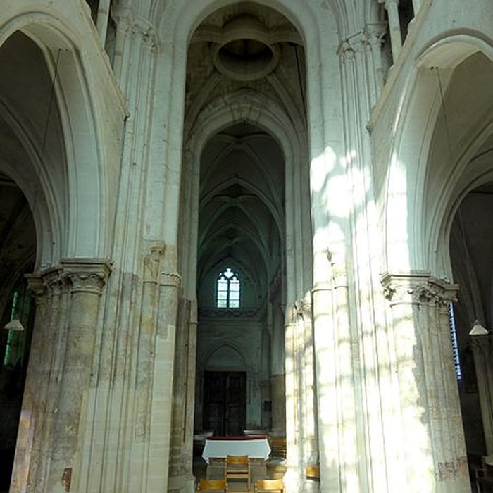 Photo de Église de la Nativité de la Sainte-Vierge de Jouy-le-Moutier