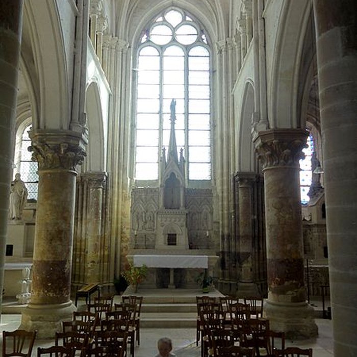 Photo de Église de la Nativité de la Sainte-Vierge de Jouy-le-Moutier