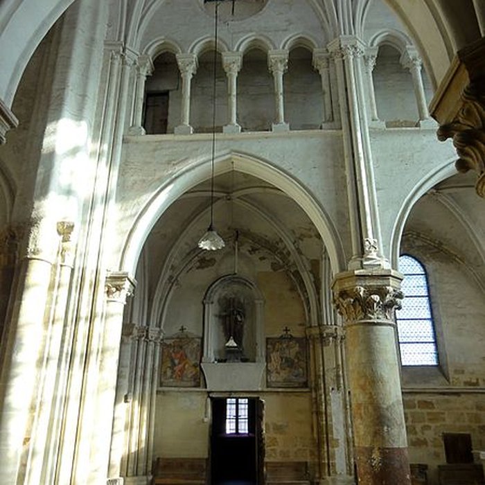 Photo de Église de la Nativité de la Sainte-Vierge de Jouy-le-Moutier