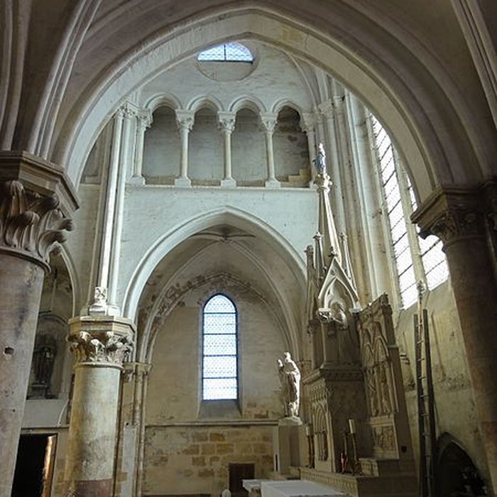 Photo de Église de la Nativité de la Sainte-Vierge de Jouy-le-Moutier
