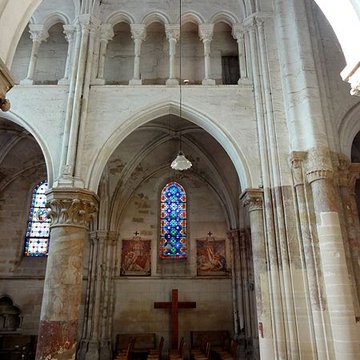 Église de la Nativité de la Sainte-Vierge de Jouy-le-Moutier