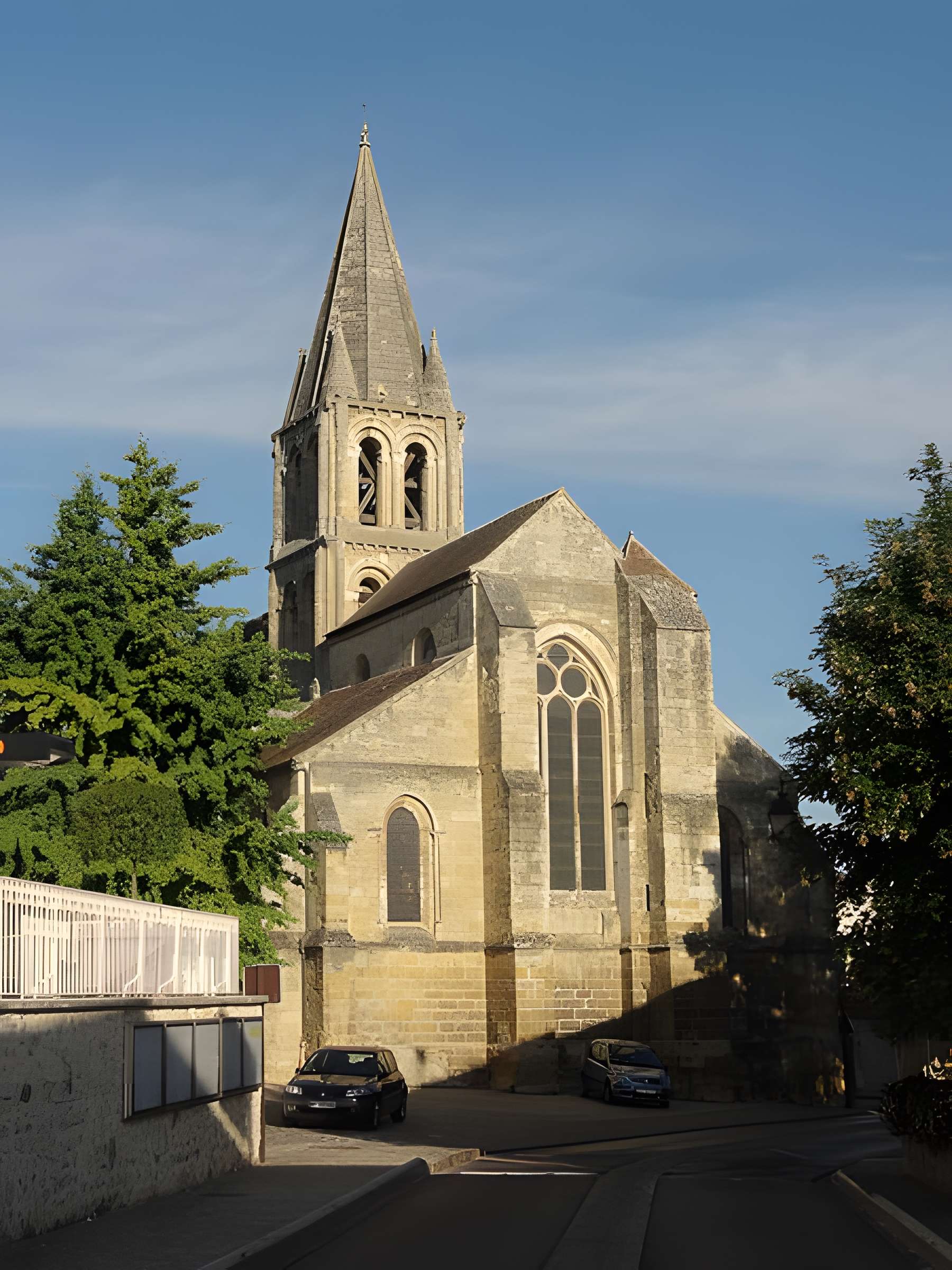 Église de la Nativité de la Sainte-Vierge de Jouy-le-Moutier