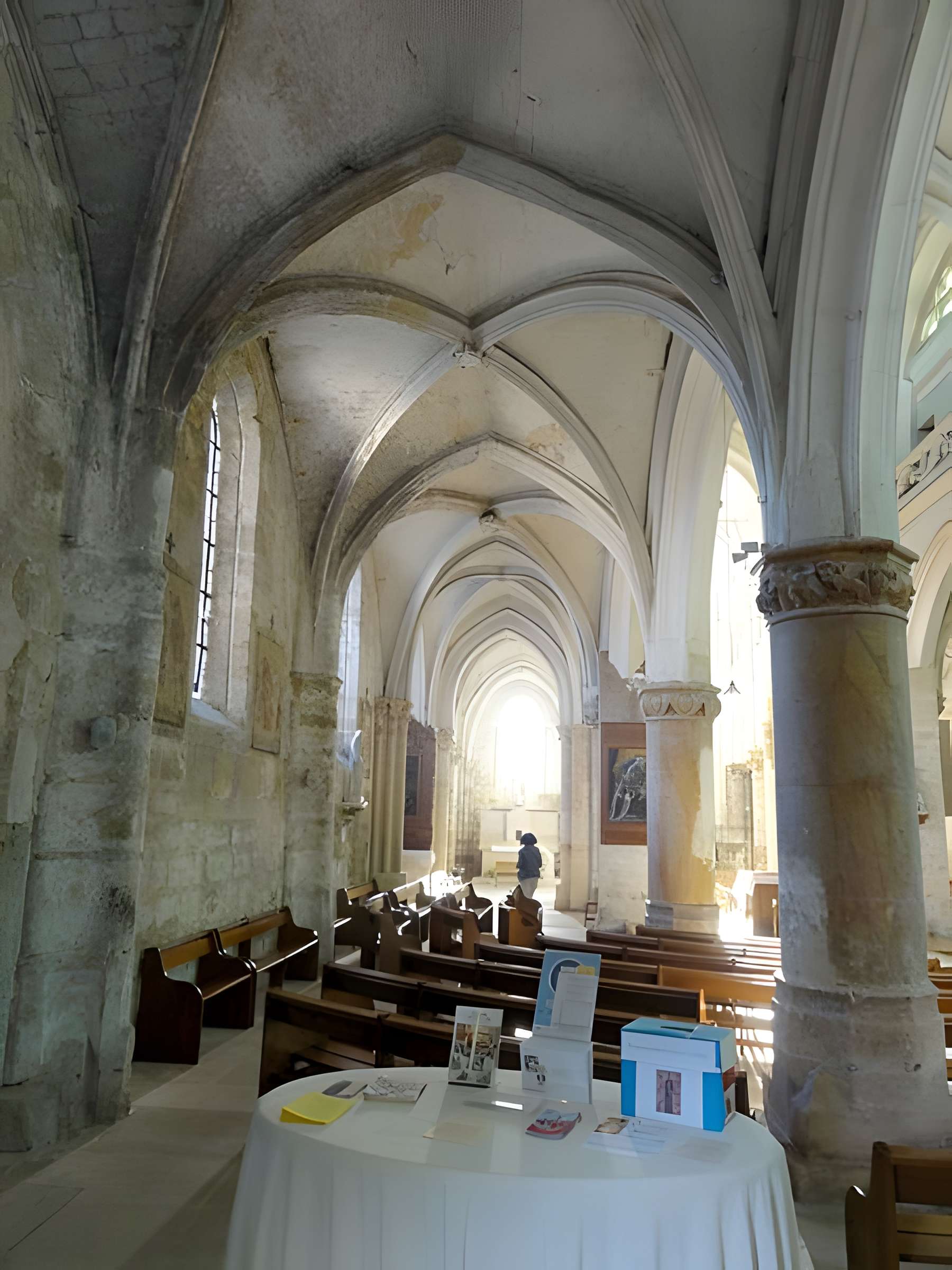Église de la Nativité de la Sainte-Vierge de Jouy-le-Moutier