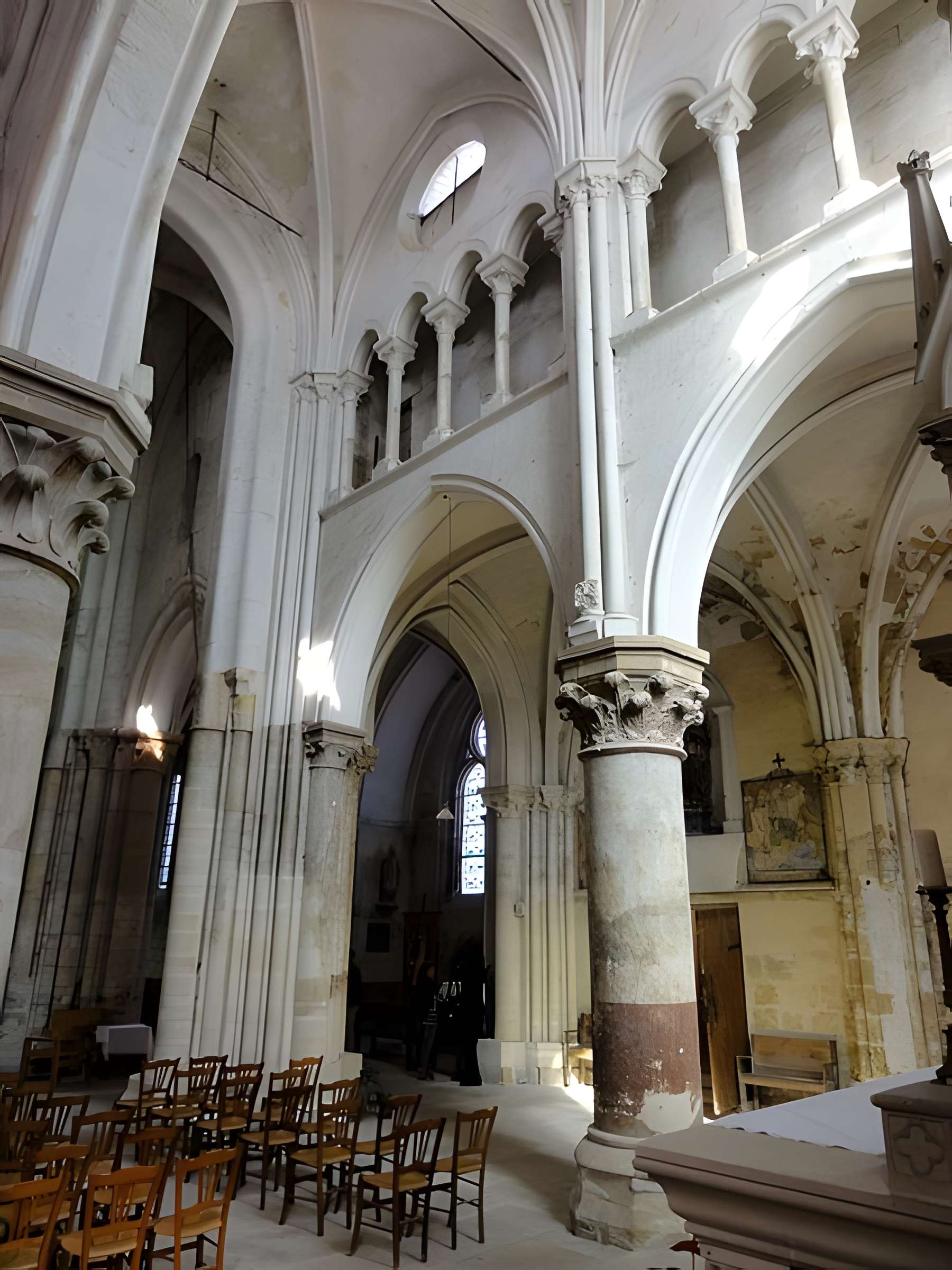 Église de la Nativité de la Sainte-Vierge de Jouy-le-Moutier