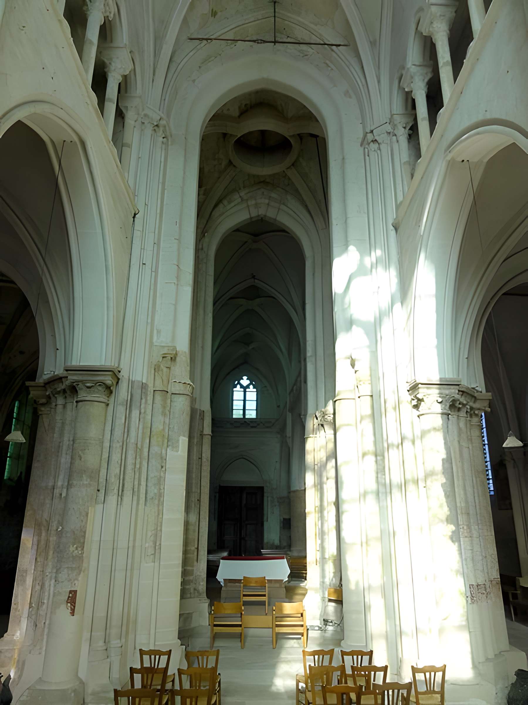 Église de la Nativité de la Sainte-Vierge de Jouy-le-Moutier