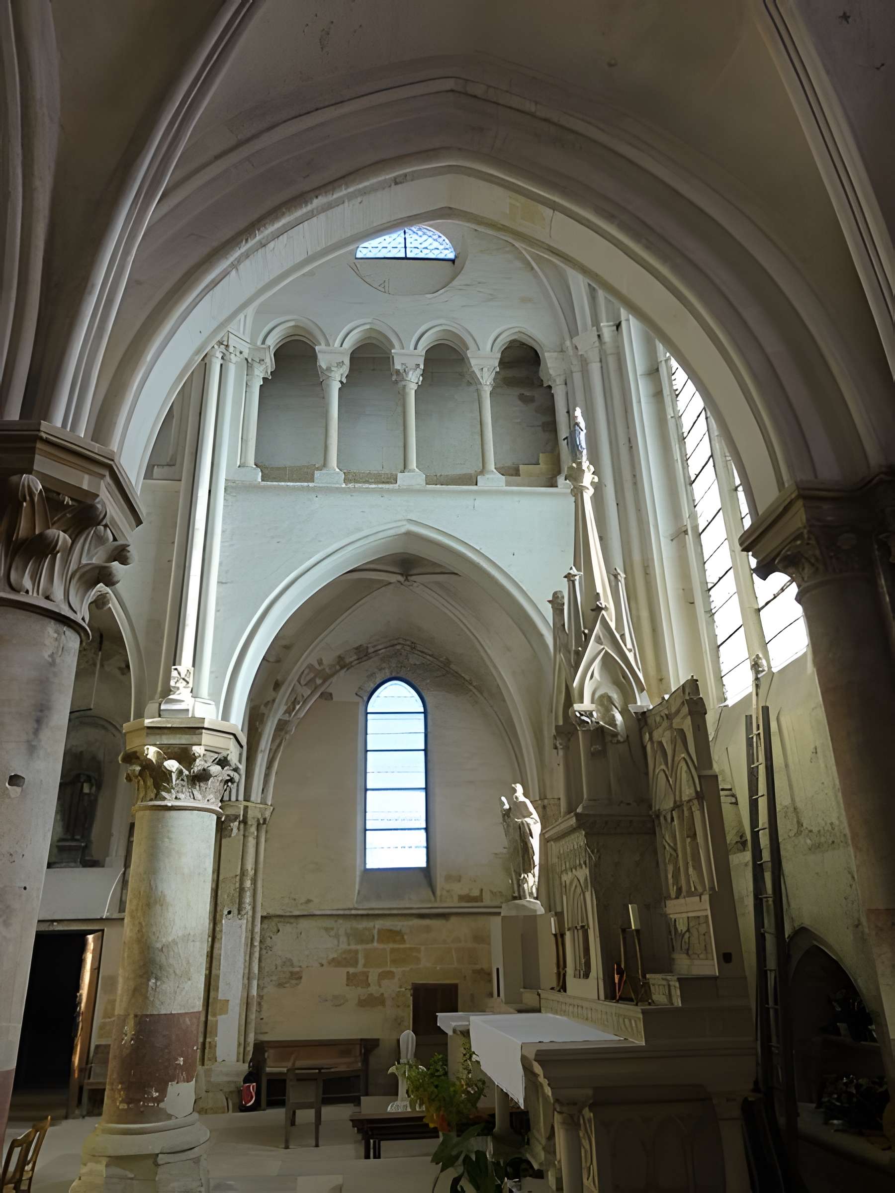 Église de la Nativité de la Sainte-Vierge de Jouy-le-Moutier