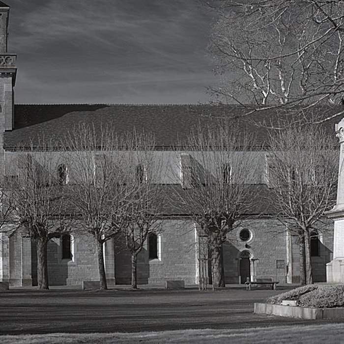 Photo de Église de la Nativité dEsbarres
