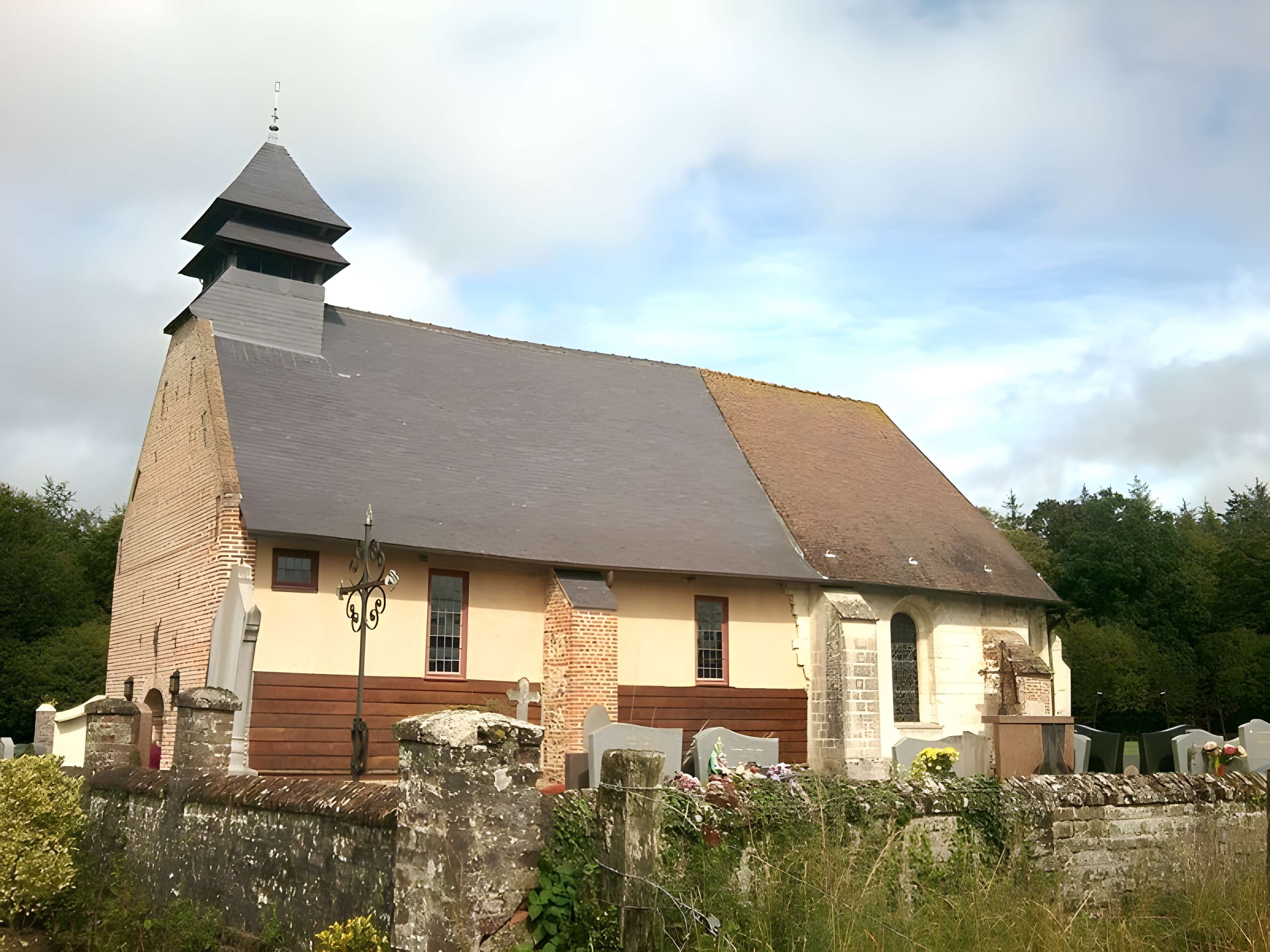 Église de la Nativité-de-la-Vierge de Forest-l'Abbaye 