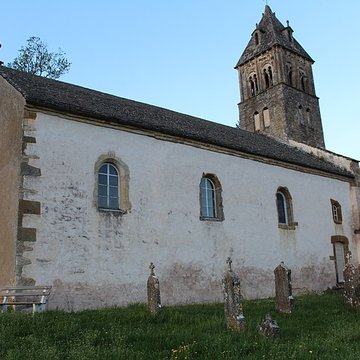Église Saint-Donat de Saint-Point et tombeau de Lamartine
