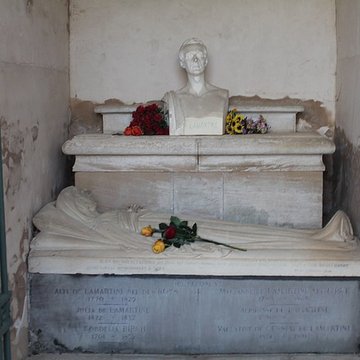 Église Saint-Donat de Saint-Point et tombeau de Lamartine