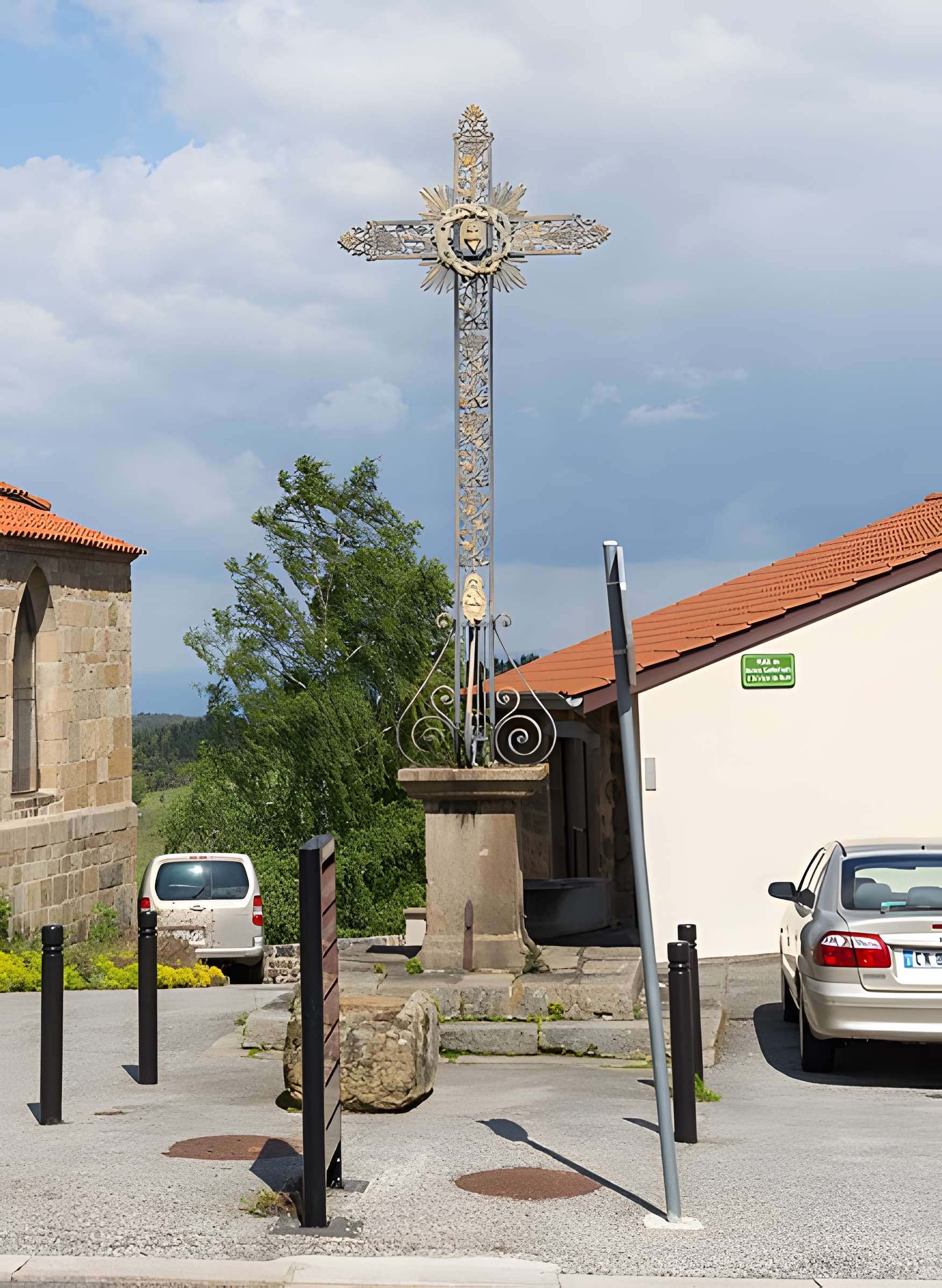 Église de la Nativité-de-Saint-Jean-Baptiste de Saint-Jean-Soleymieux
