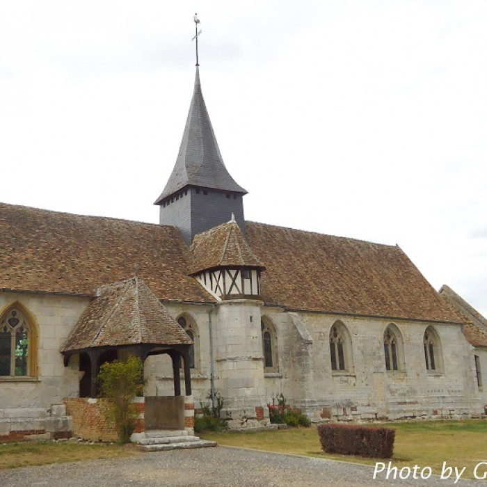 Photo de Église de la Sainte-Trinité de Pinterville