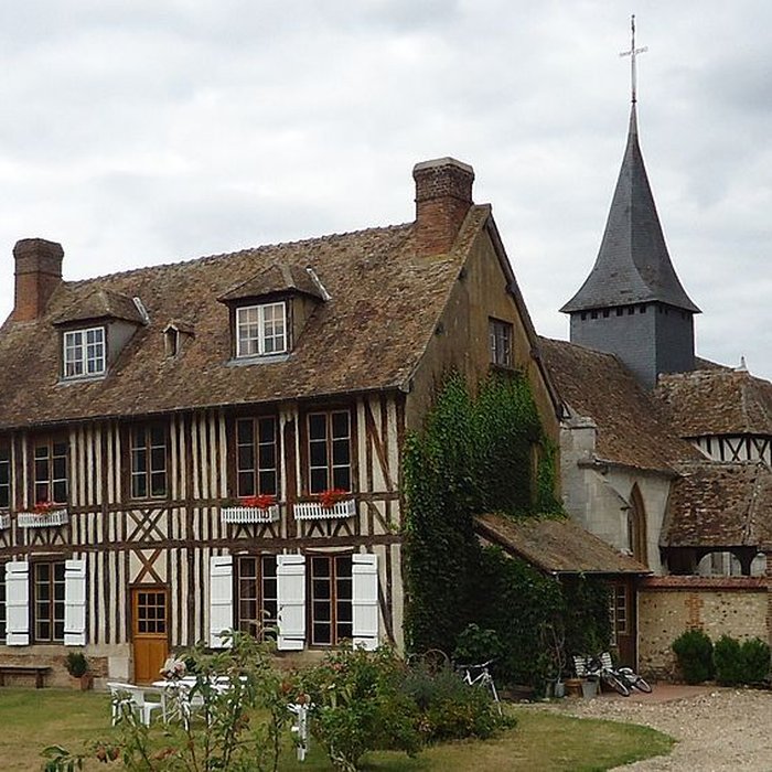 Photo de Église de la Sainte-Trinité de Pinterville
