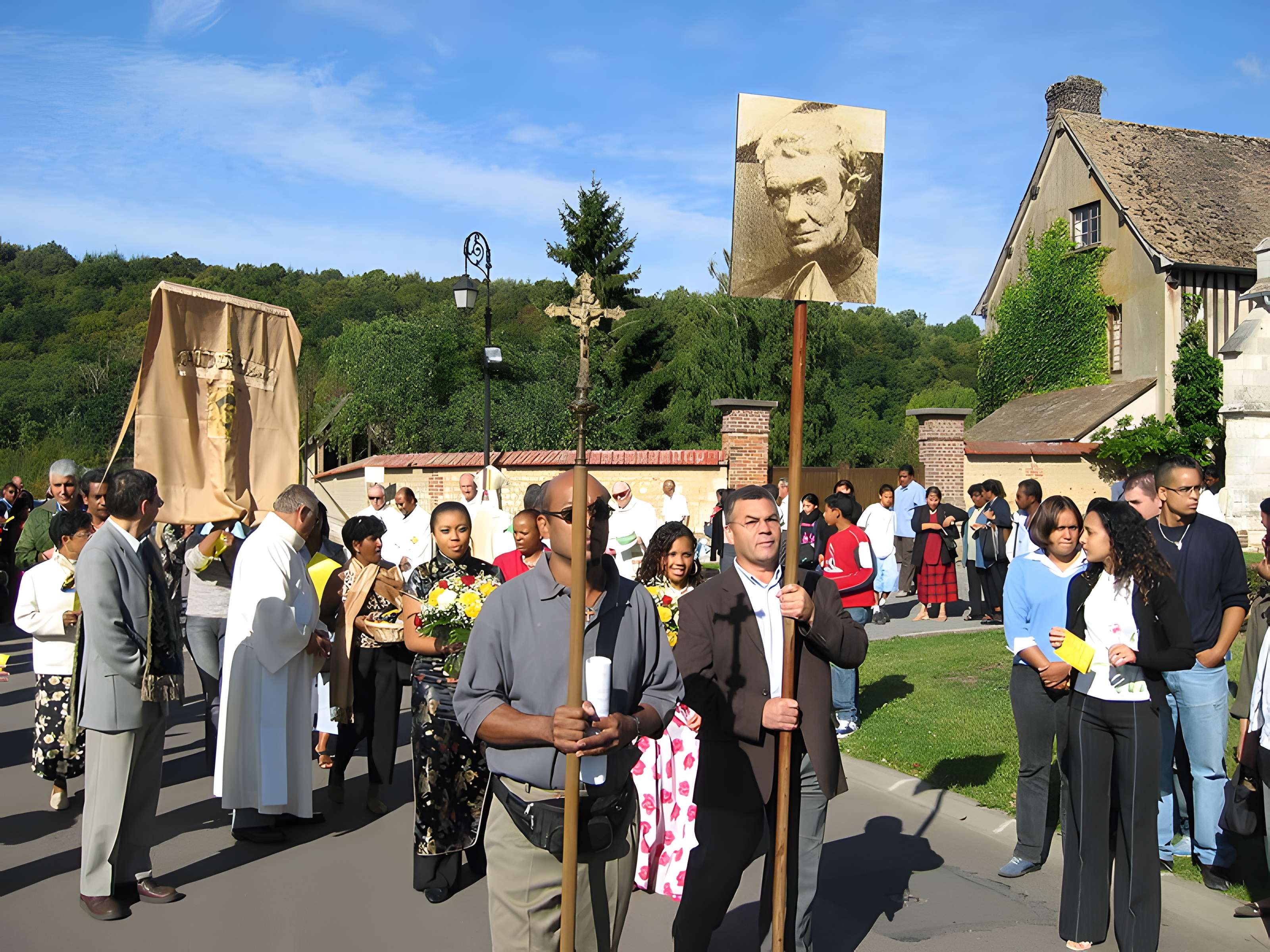 Église de la Sainte-Trinité de Pinterville