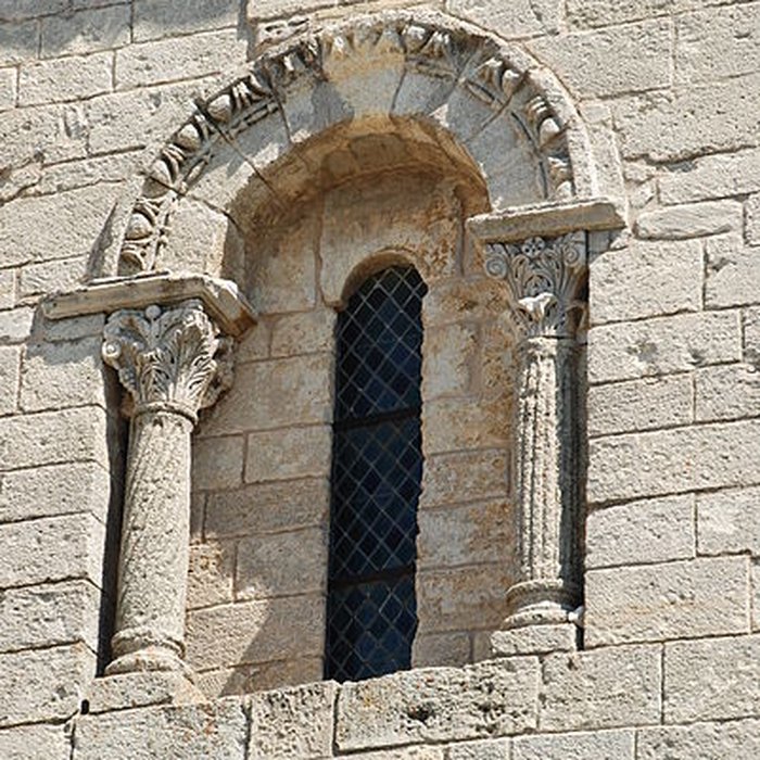 Photo de Église de la Sainte-Trinité de Saint-Trinit