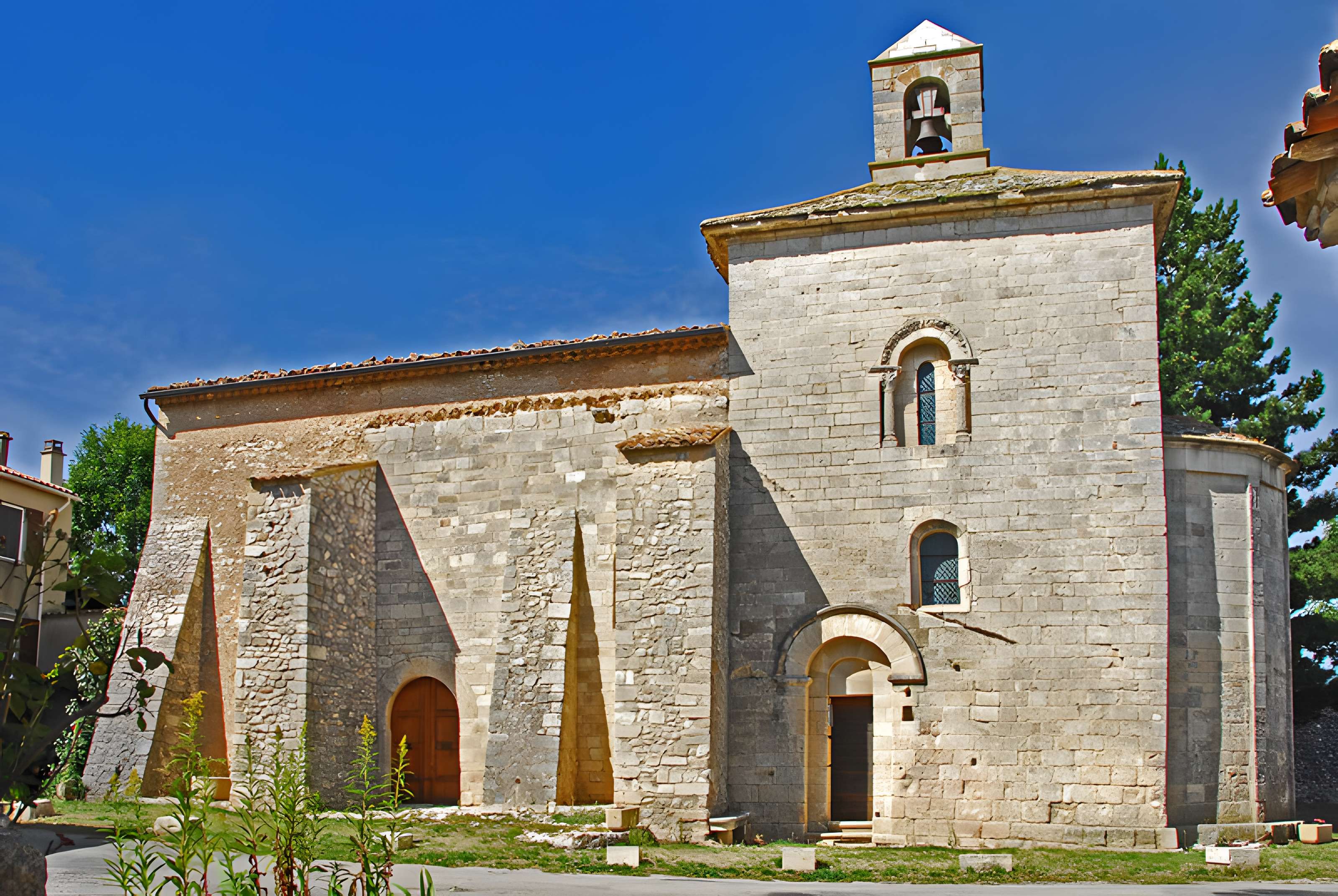 Église de la Sainte-Trinité de Saint-Trinit