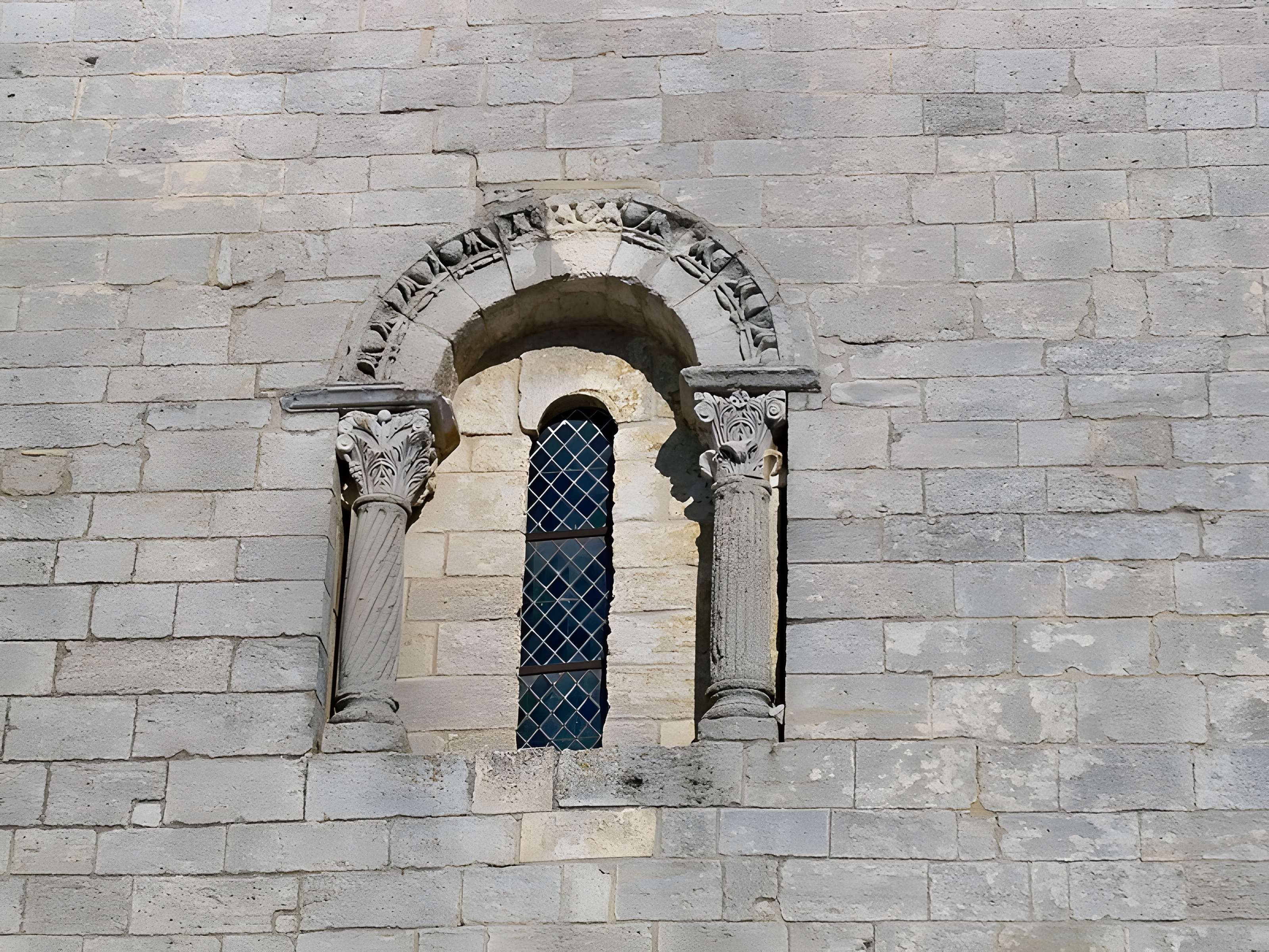 Église de la Sainte-Trinité de Saint-Trinit