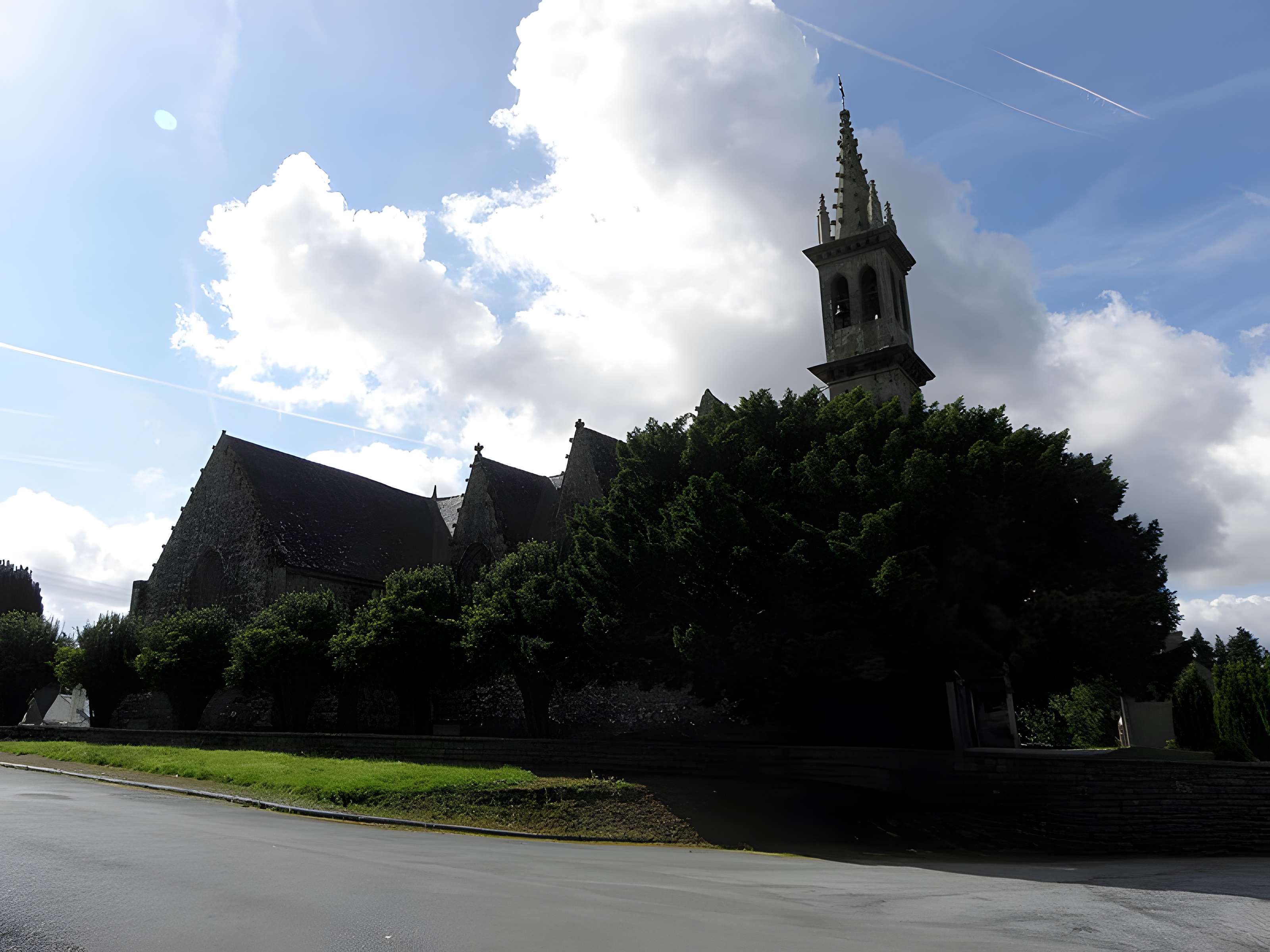 Église de la Trinité de Langonnet