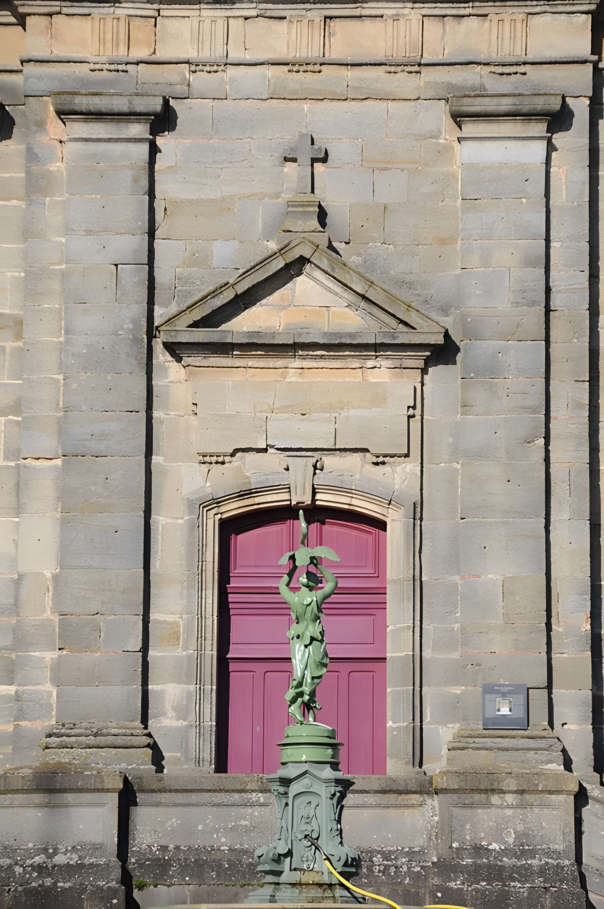 Église de l'Assomption de Cemboing