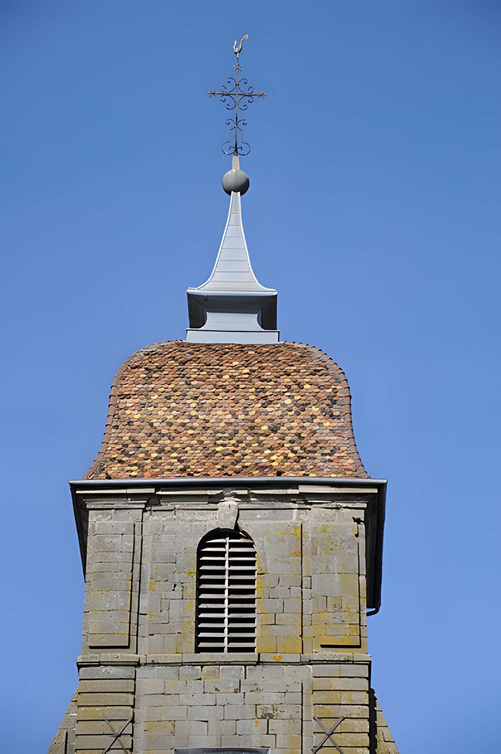 Église de l'Assomption de Cemboing