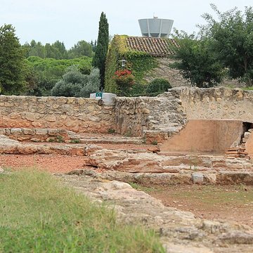 Église Sainte-Cécile de Loupian