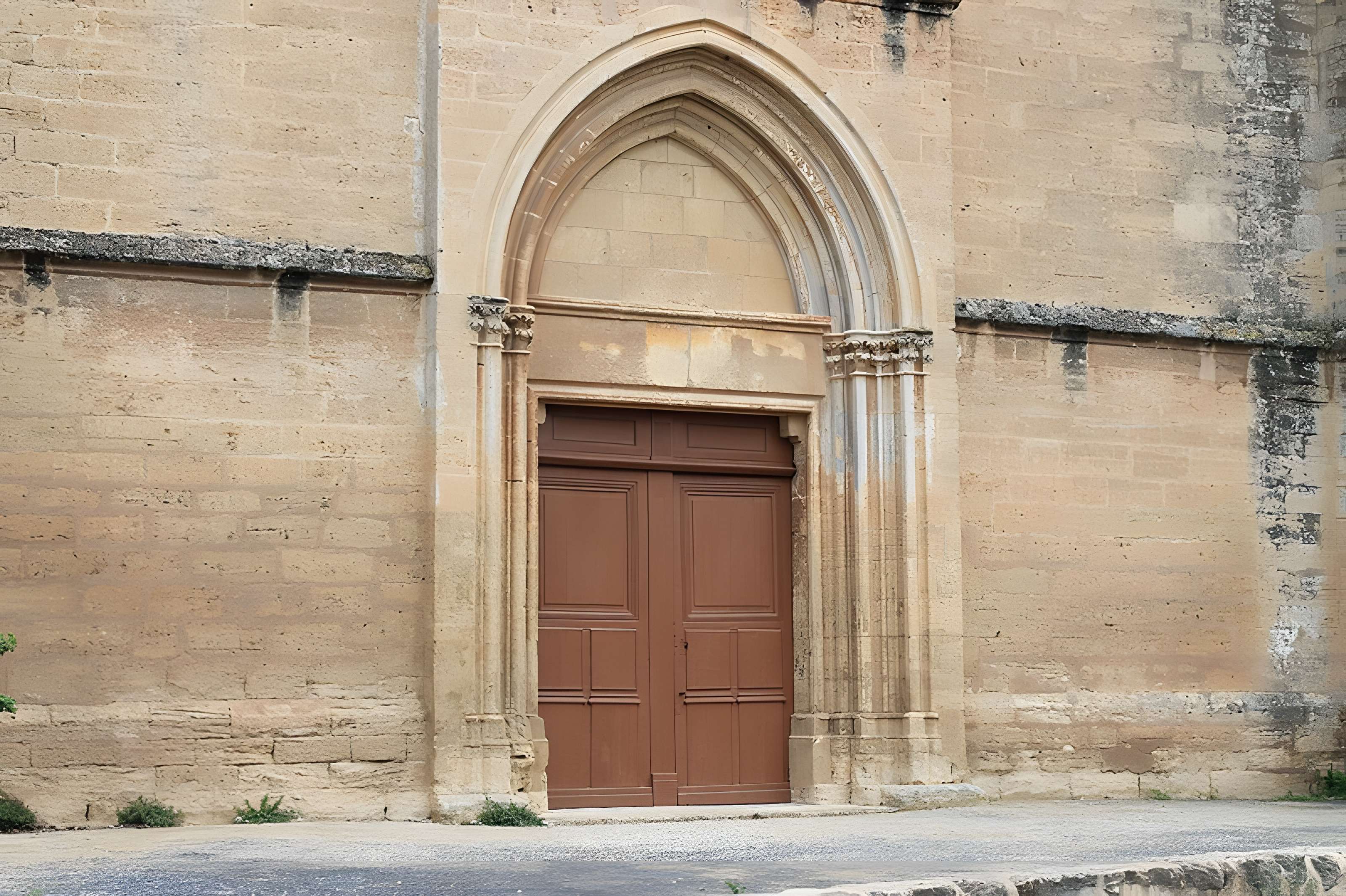 Église Sainte-Cécile de Loupian
