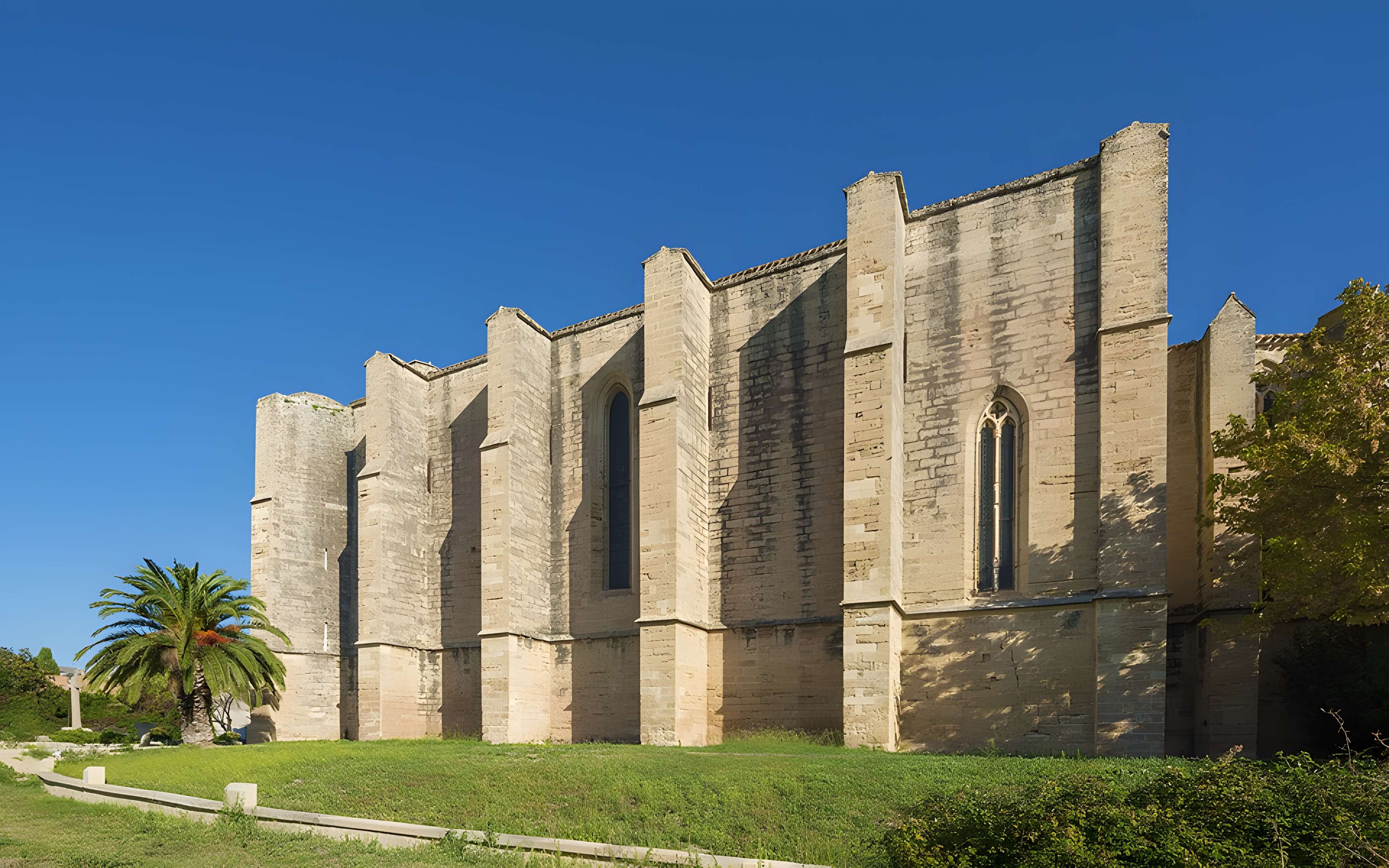 Église Sainte-Cécile de Loupian