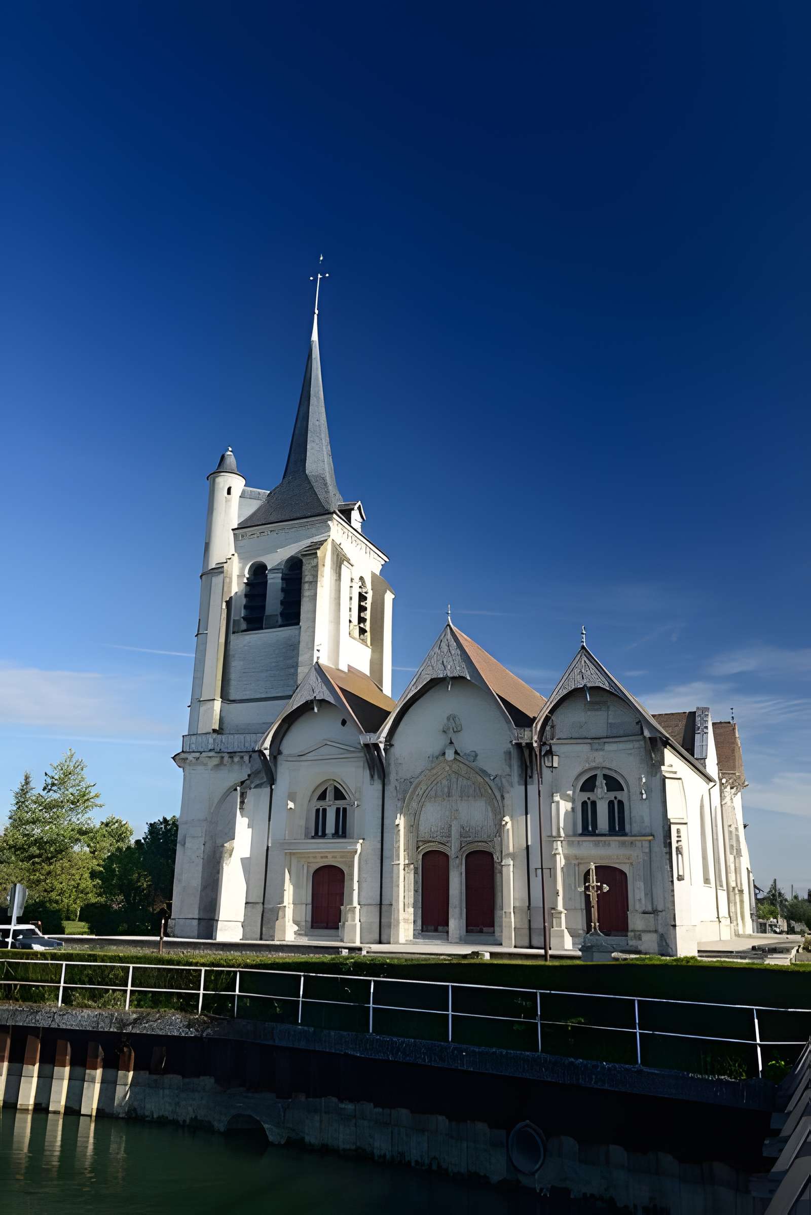 Église de l'Assomption-de-la-Vierge de Pont-Sainte-Marie 