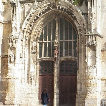 Église de lExaltation-de-la-Sainte-Croix de Caix