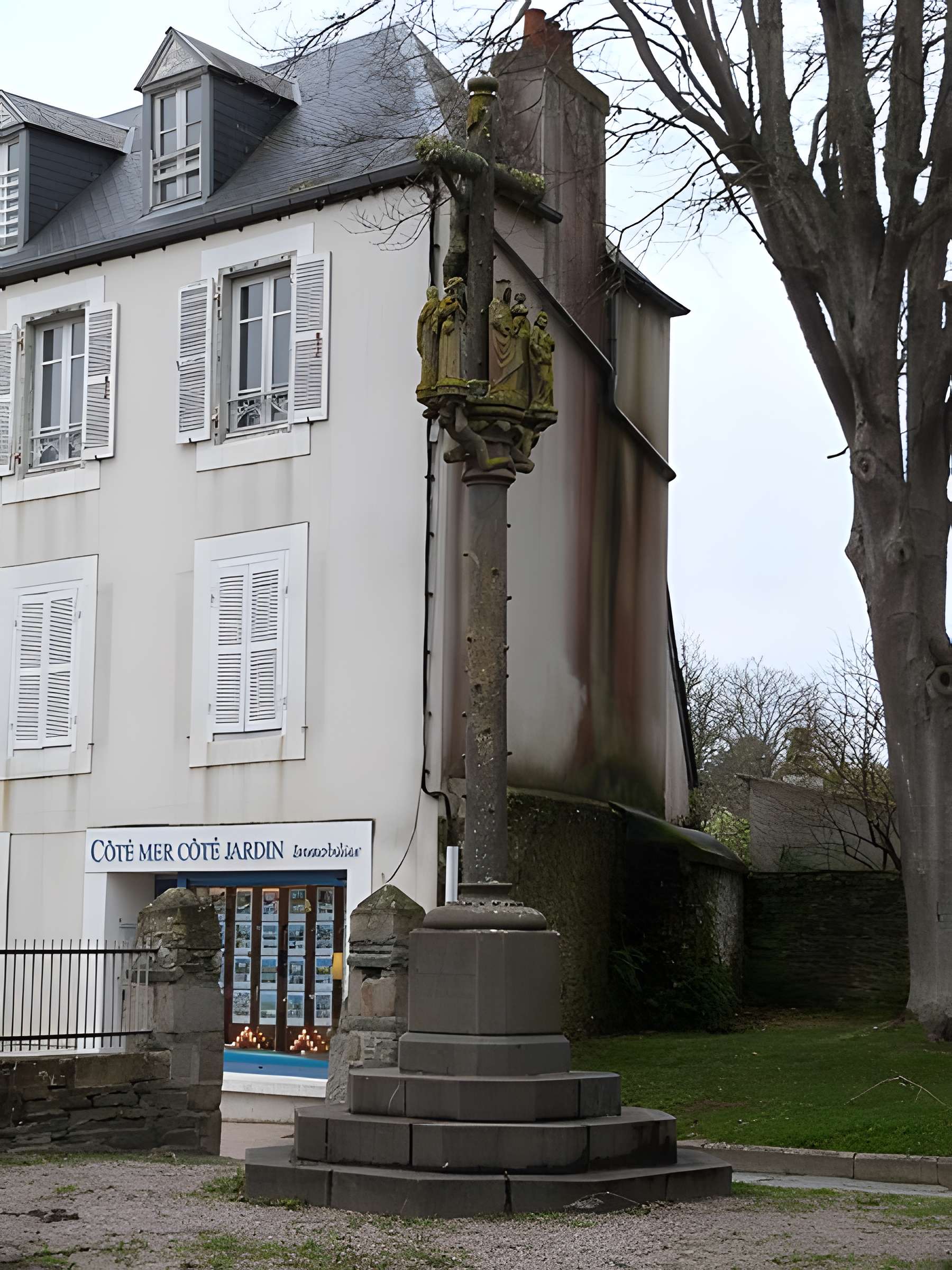 Église de Locquirec