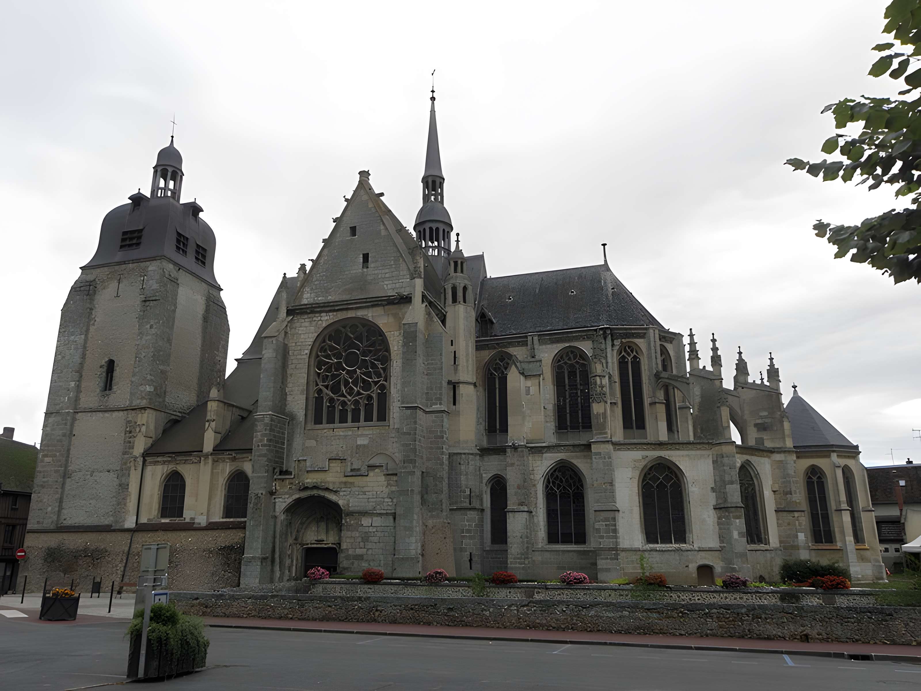 Église de Nogent-le-Roi
