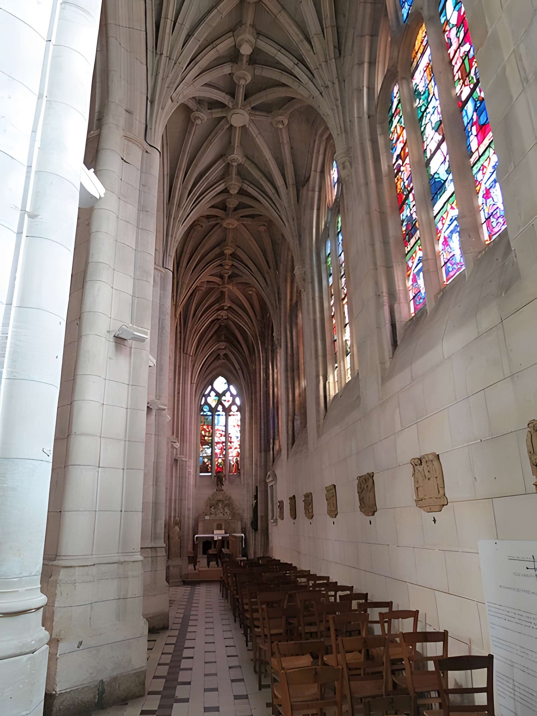Église Sainte-Foy de Conches-en-Ouche