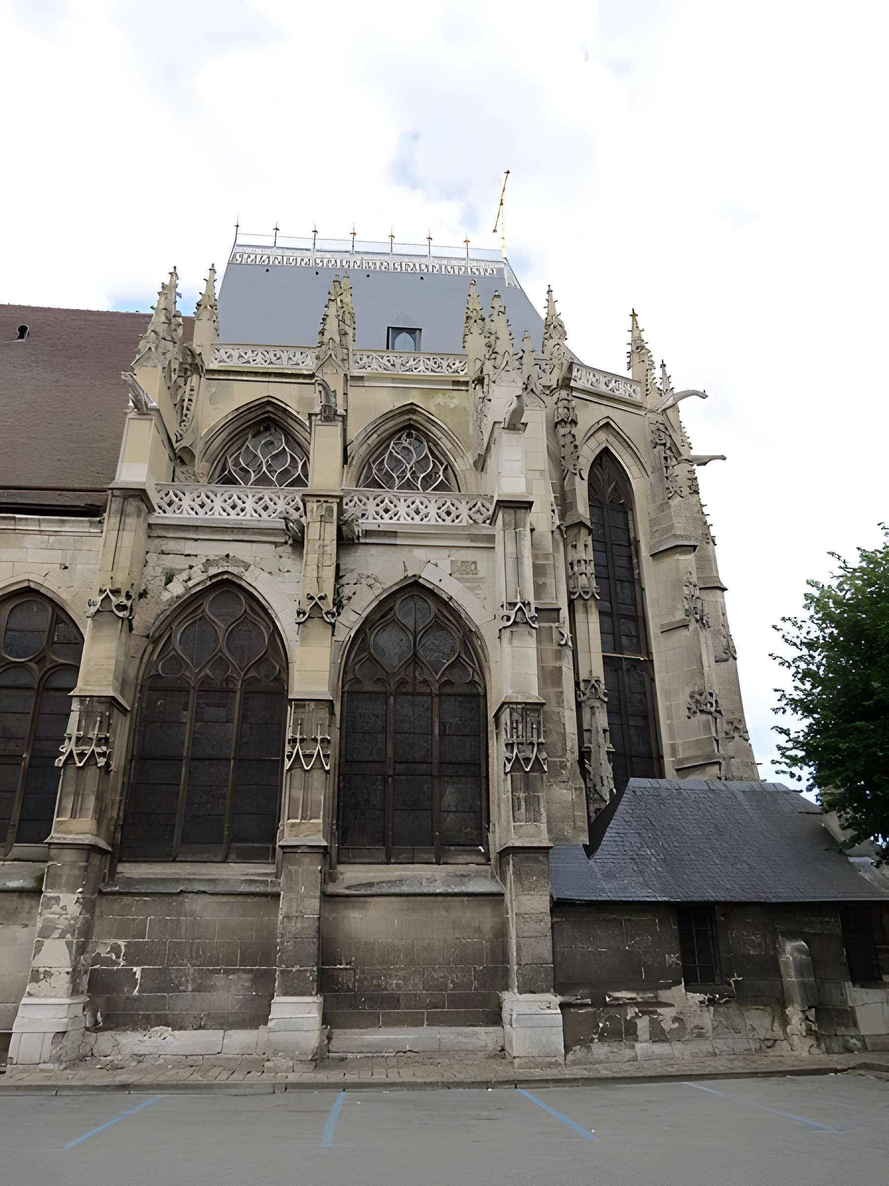 Église Sainte-Foy de Conches-en-Ouche