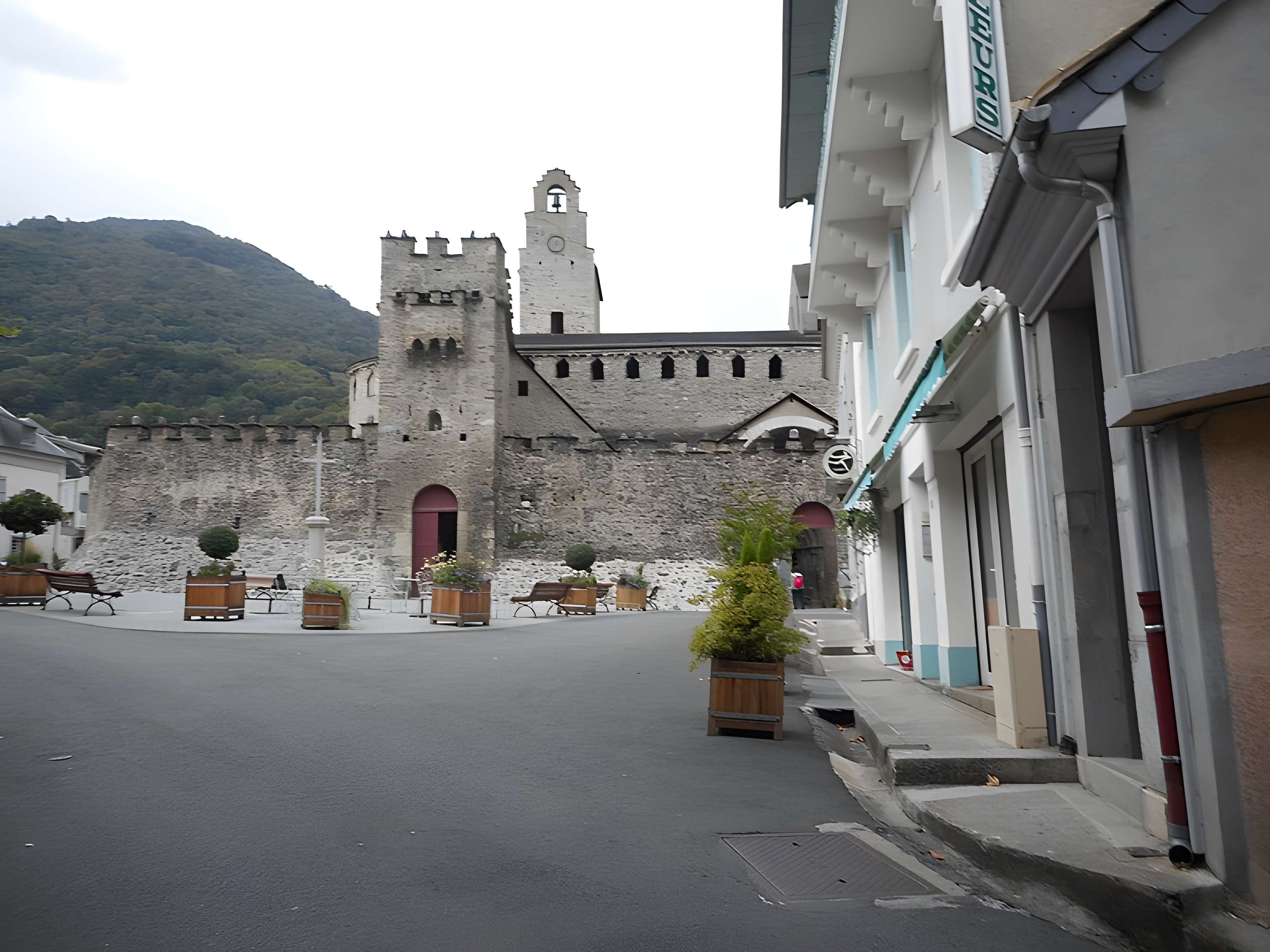 Église des Templiers de Luz-Saint-Sauveur