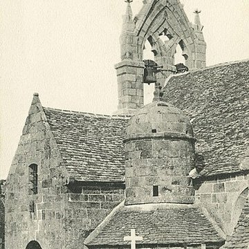 Eglise Sainte-Anne à Trégastel