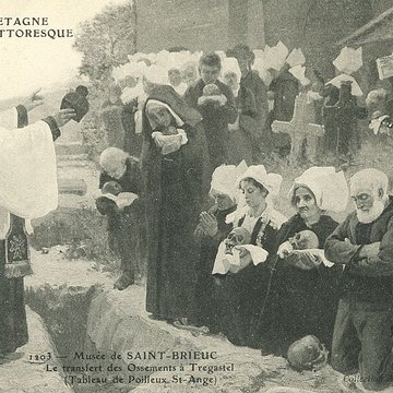 Eglise Sainte-Anne à Trégastel