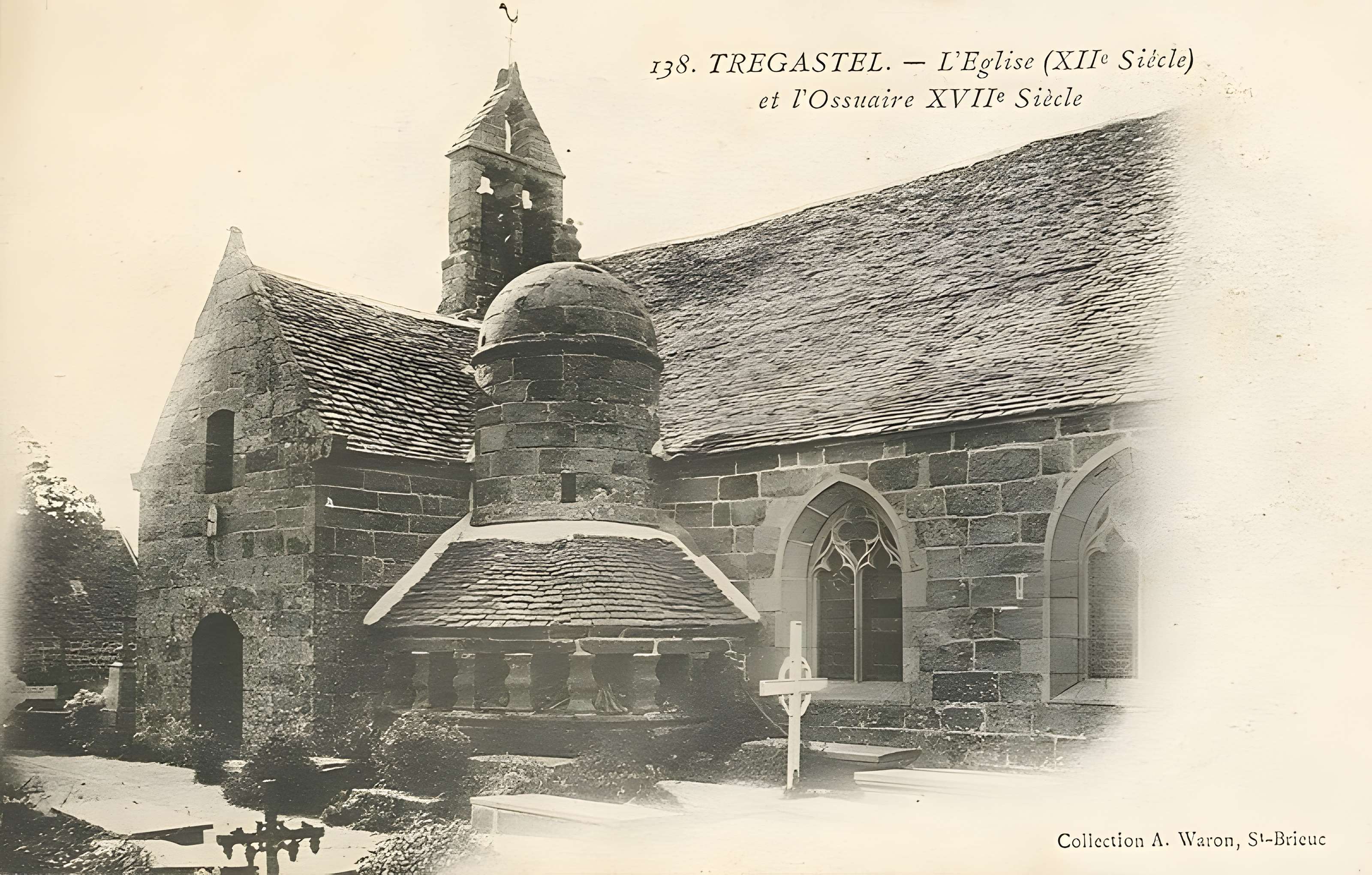 Eglise Sainte-Anne à Trégastel