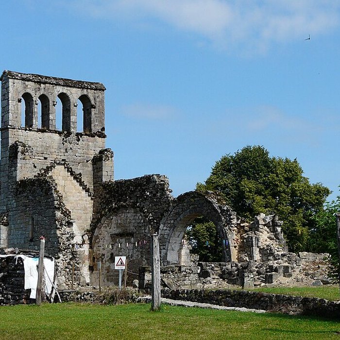 Photo de Église du Vieux Bourg de Saint-Geniez-ô-Merle