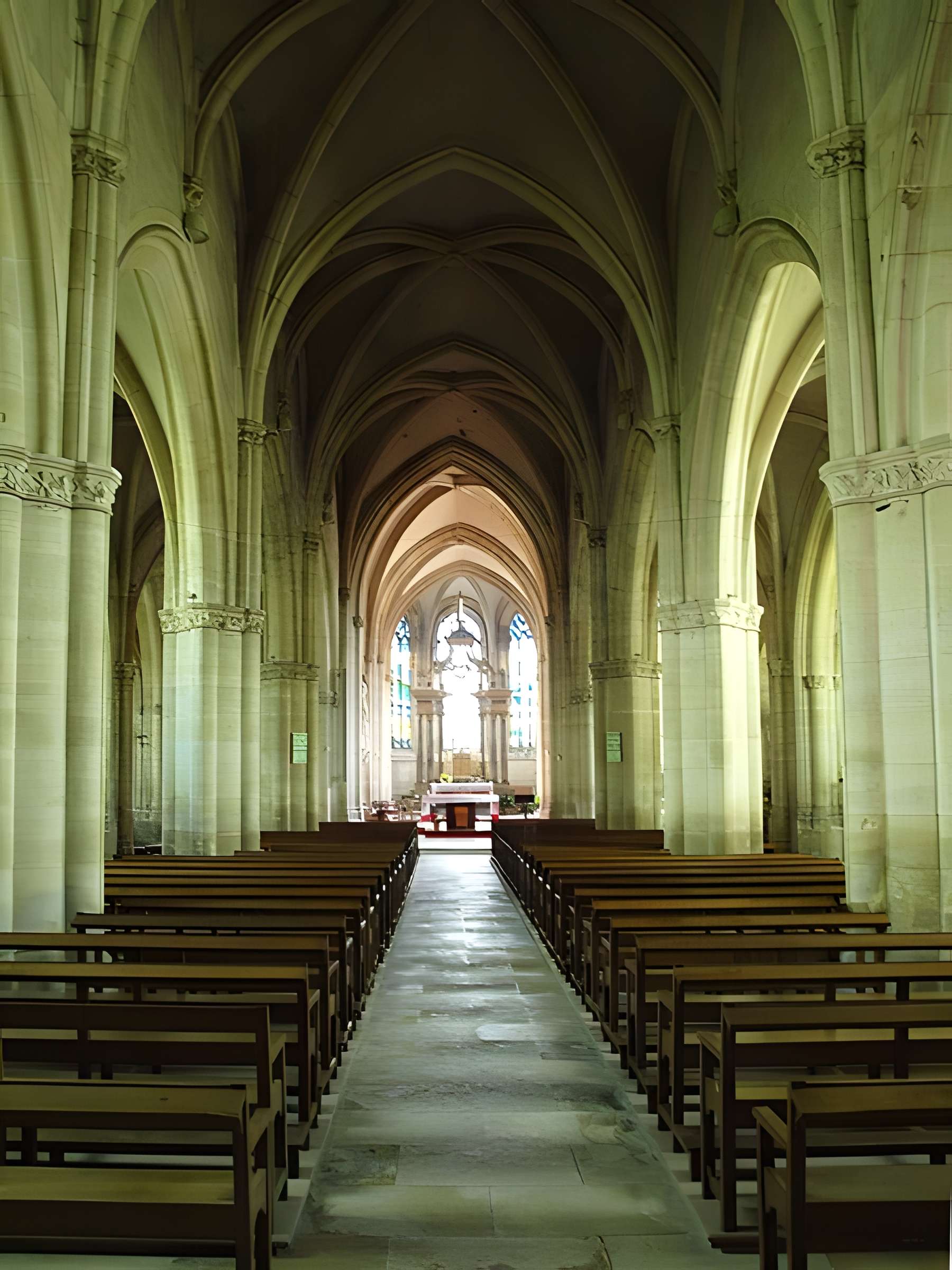 Église Notre-Dame d'Attigny